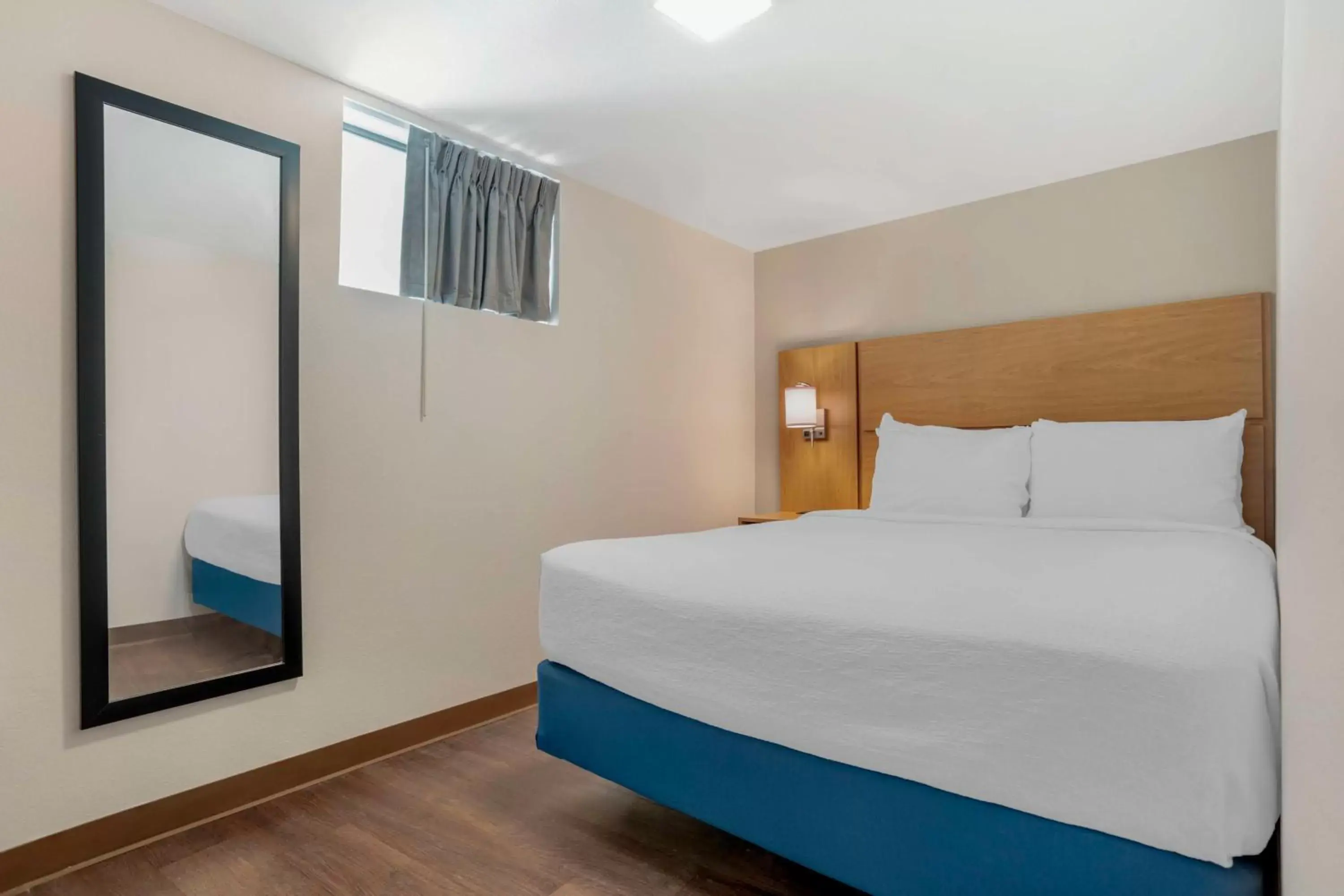 Queen Suite with Two Queen Beds and Sofa Bed - Non-Smoking in Chateau Beachfront Hotel, a By the Sea Resort Queen Suite with Two Queen Beds and Sofa Bed - Non-Smoking in Chateau Beachfront Hotel, a By the Sea Resort