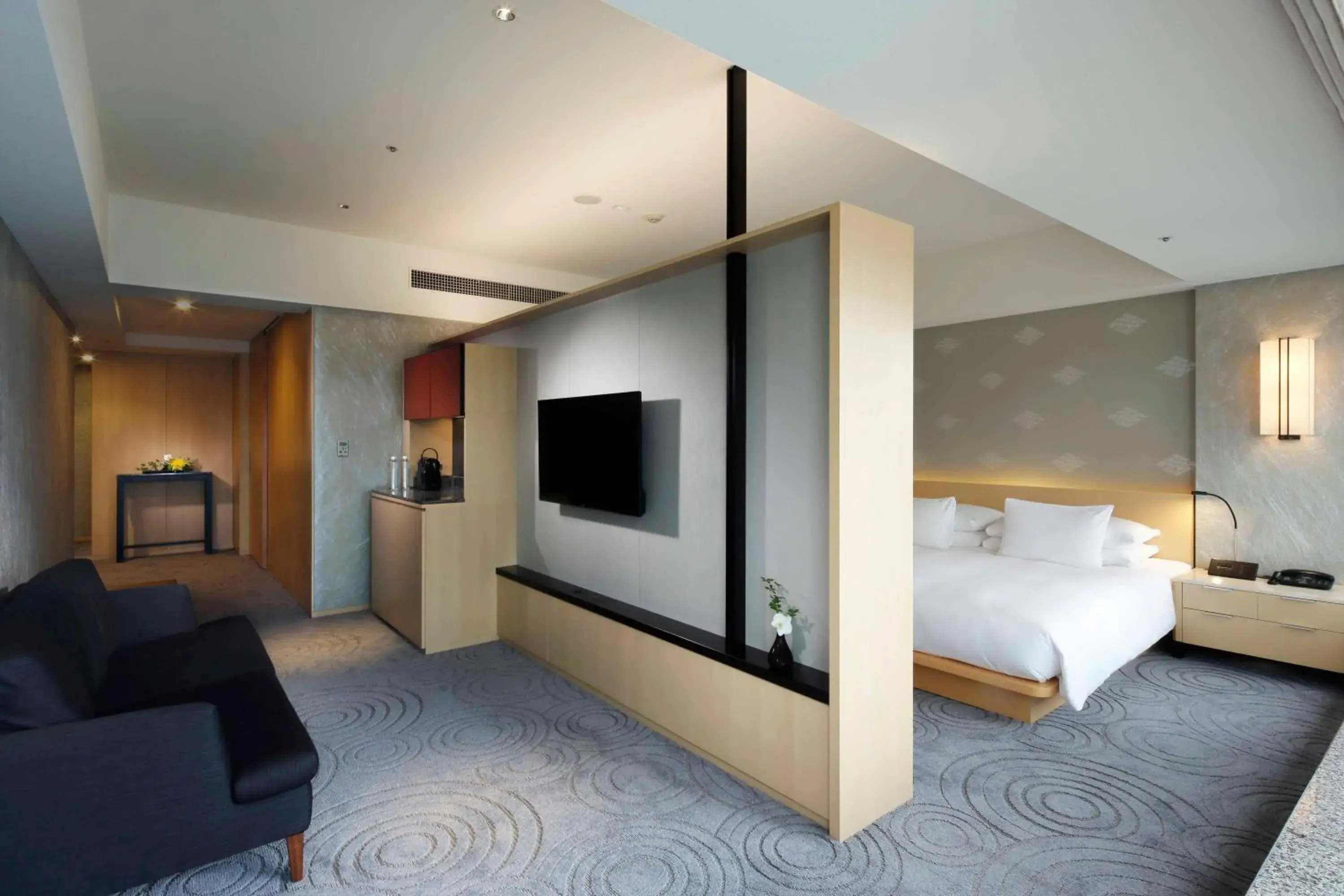 Junior Suite - Non-Smoking in The Capitol Hotel Tokyu Junior Suite - Non-Smoking in The Capitol Hotel Tokyu