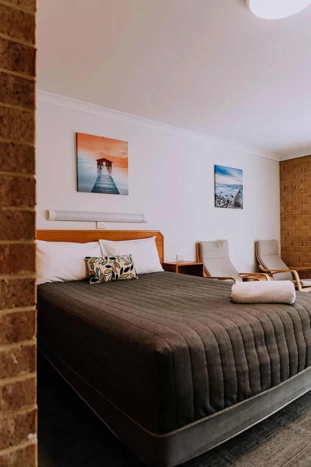 Basic Motel Room in The Jetty Resort Basic Motel Room in The Jetty Resort