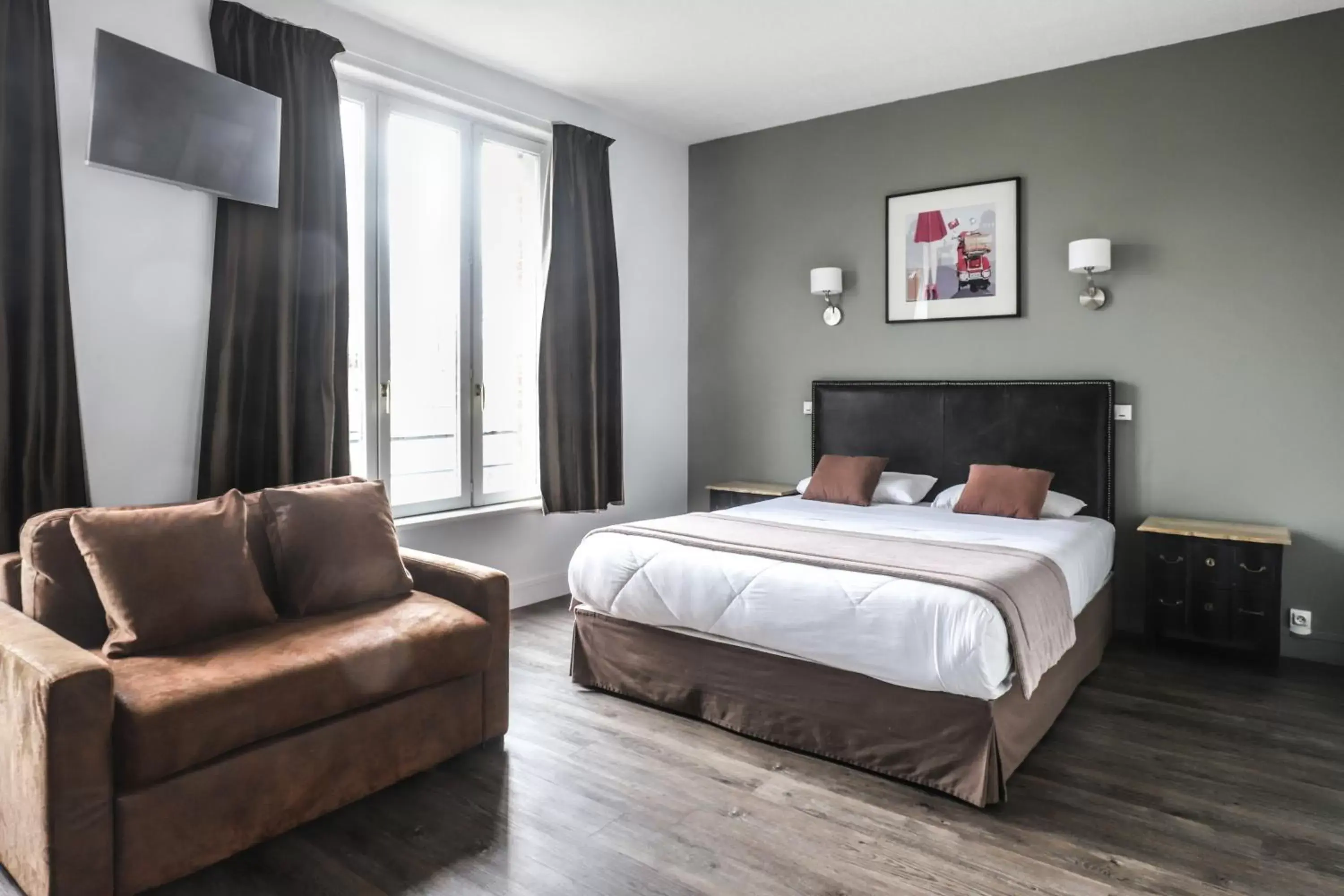 Comfort Room Garden Side in Hotel Des Cedres Comfort Room Garden Side in Hotel Des Cedres