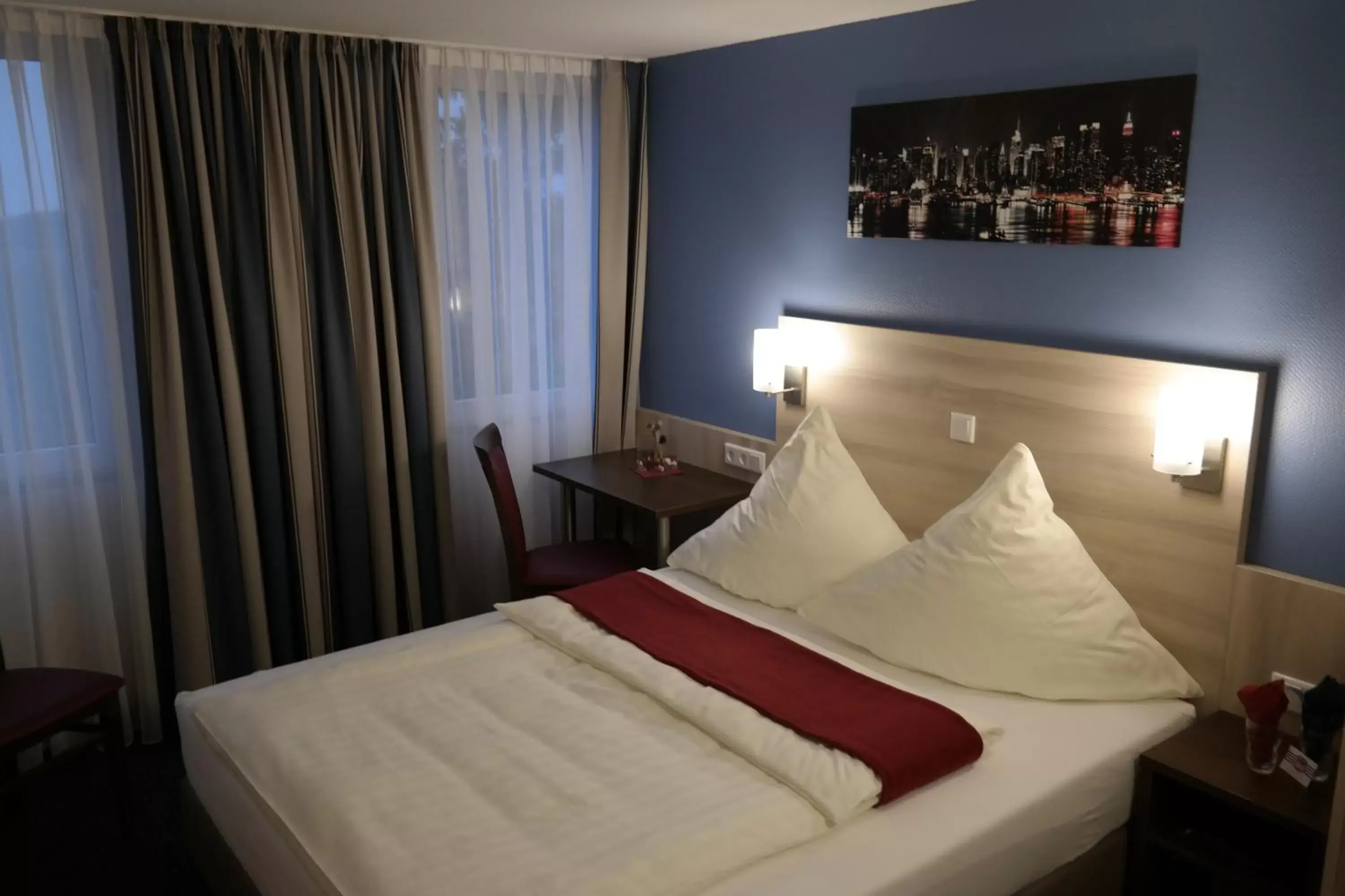 Business Single Room in Motel 44 Business Single Room in Motel 44