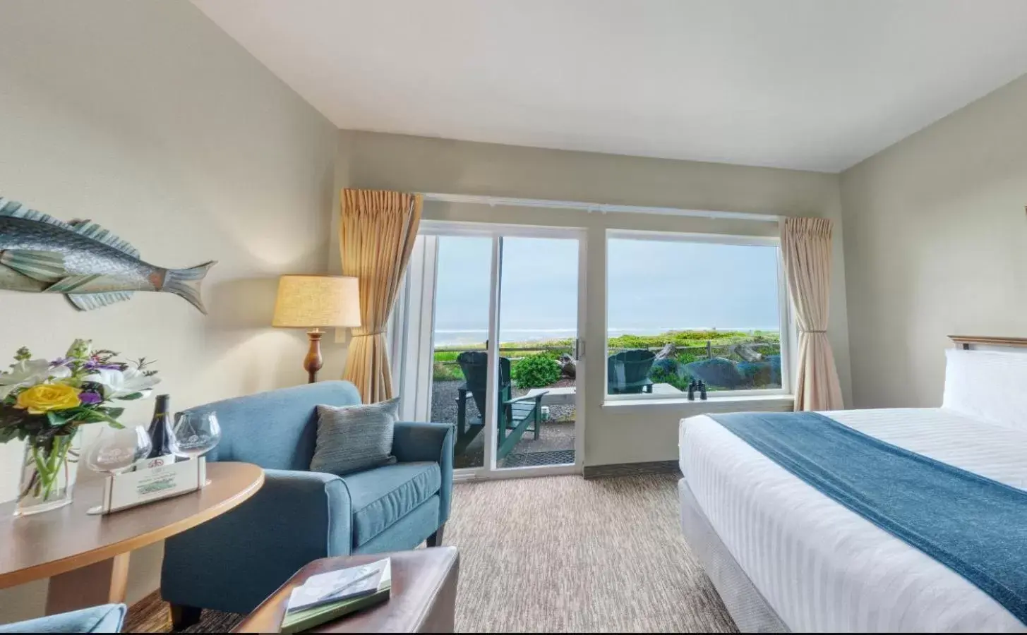 Deluxe Queen Room with Two Queen Beds in Overleaf Lodge Deluxe Queen Room with Two Queen Beds in Overleaf Lodge