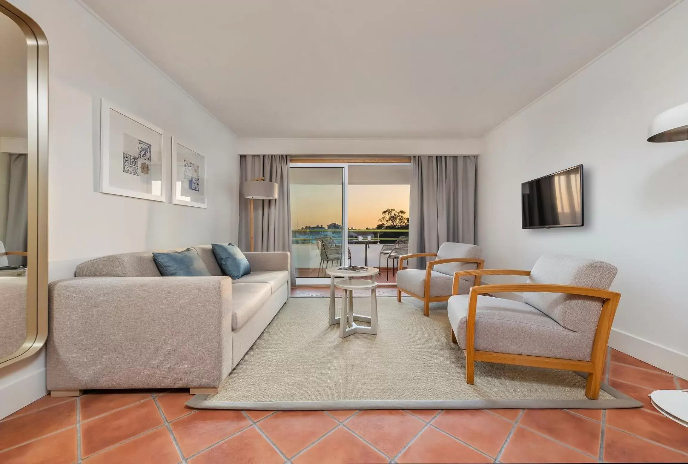 Standard Two-Bedroom Apartment in The Patio Suite Hotel Standard Two-Bedroom Apartment in The Patio Suite Hotel