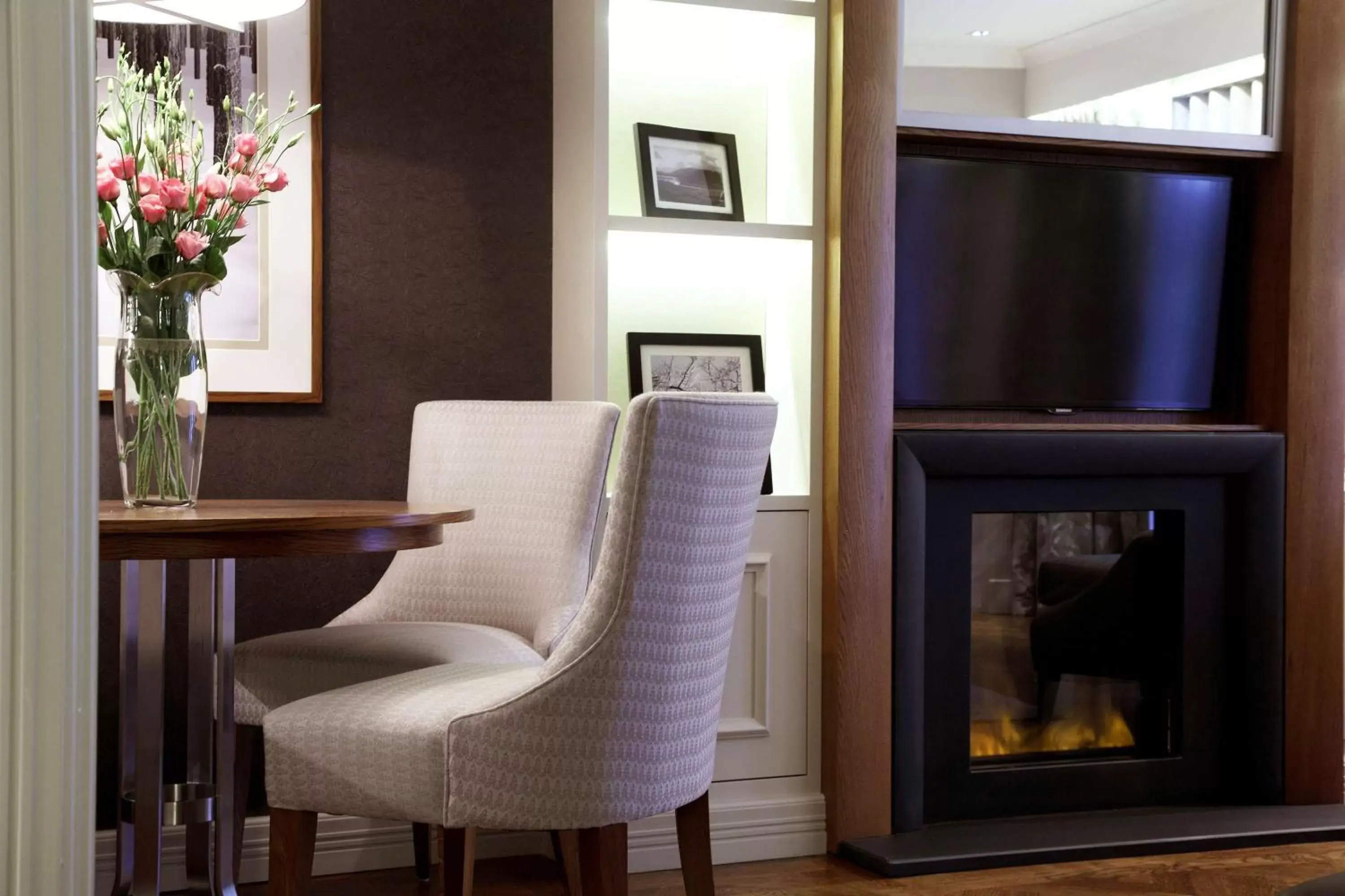 One-Bedroom Suite in Hilton Grand Vacations Club Craigendarroch Suites Scotland One-Bedroom Suite in Hilton Grand Vacations Club Craigendarroch Suites Scotland