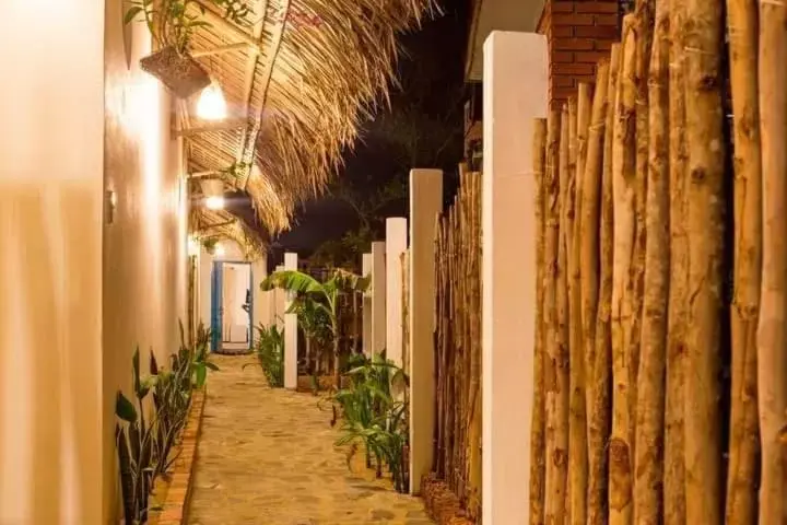 Triple Room with Garden View in Cashew Tree Bungalow Triple Room with Garden View in Cashew Tree Bungalow