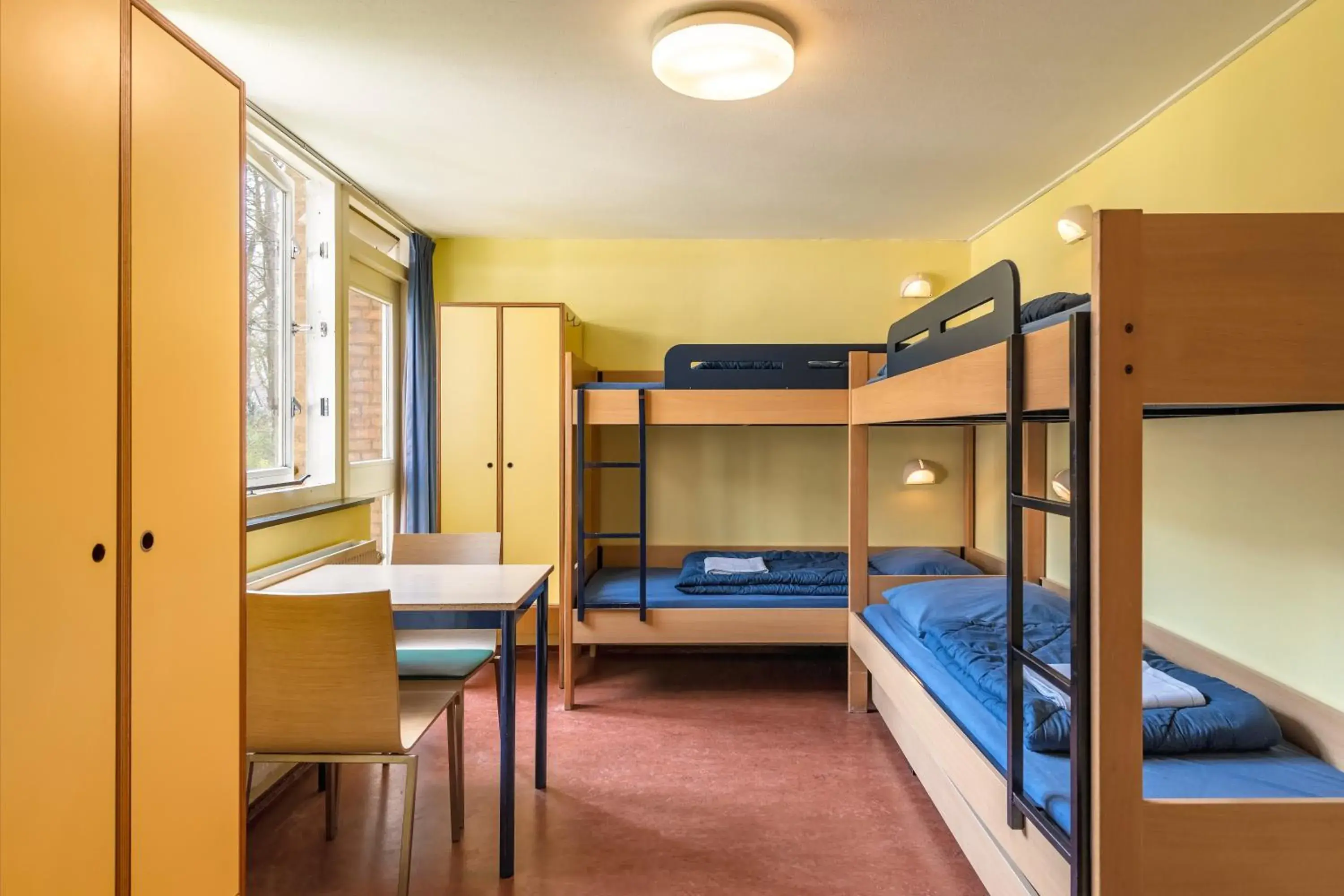 Quadruple Room with Private Bathroom and Shower in Stayokay Hostel Apeldoorn Quadruple Room with Private Bathroom and Shower in Stayokay Hostel Apeldoorn