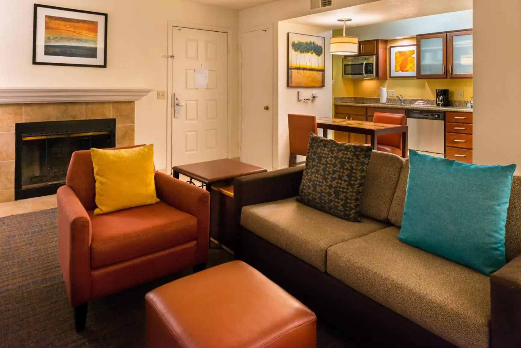 King Studio with Sofa Bed in Staybridge Suites Oxnard - River Ridge by IHG King Studio with Sofa Bed in Staybridge Suites Oxnard - River Ridge by IHG