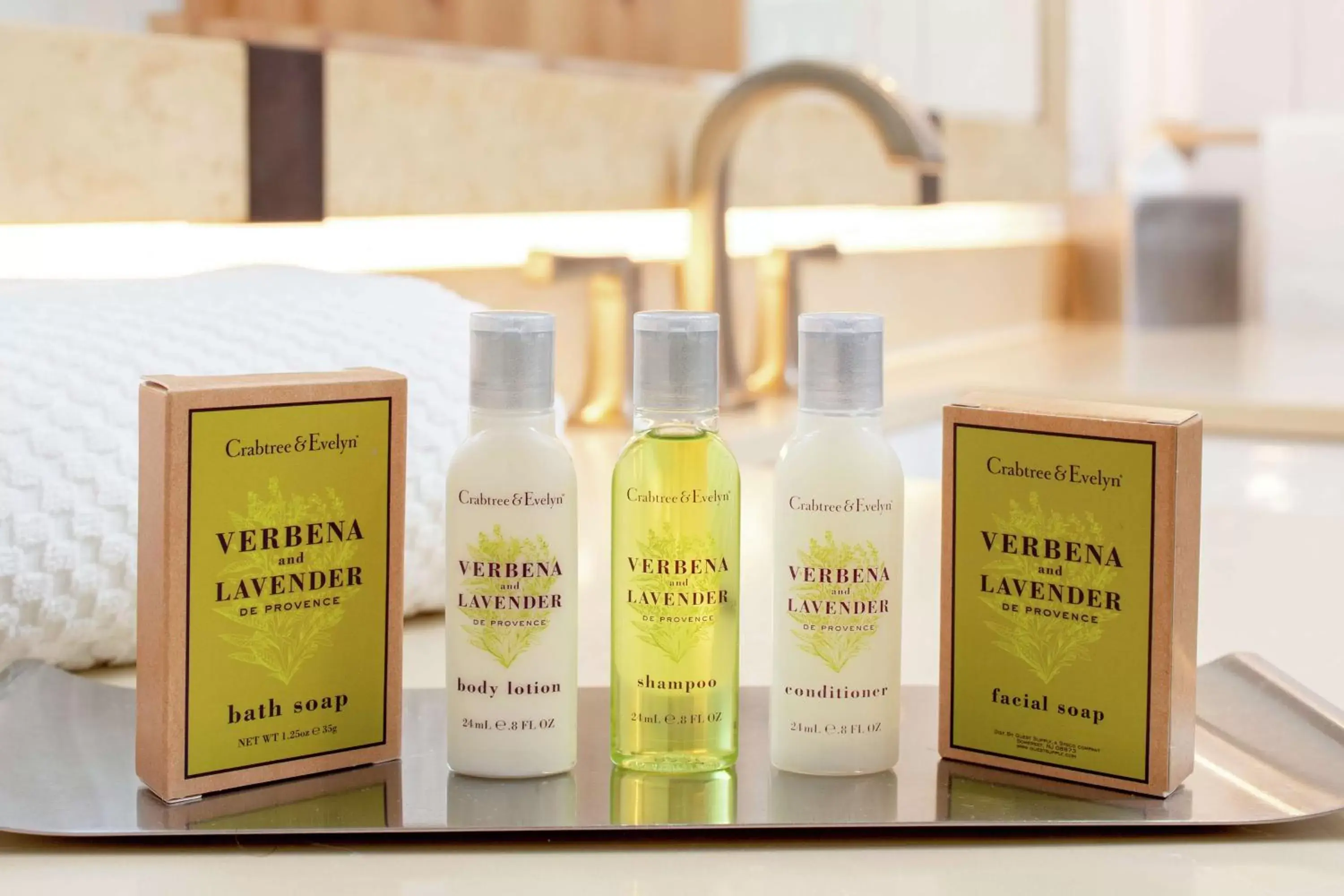 King Room with Accessible Roll in Shower in DoubleTree by Hilton Missoula Edgewater King Room with Accessible Roll in Shower in DoubleTree by Hilton Missoula Edgewater