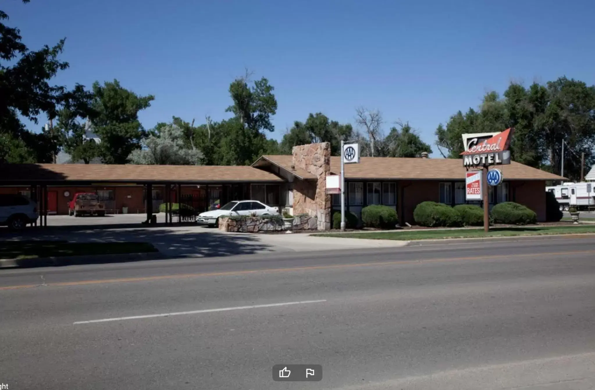 Property Building in Central Motel Property Building in Central Motel