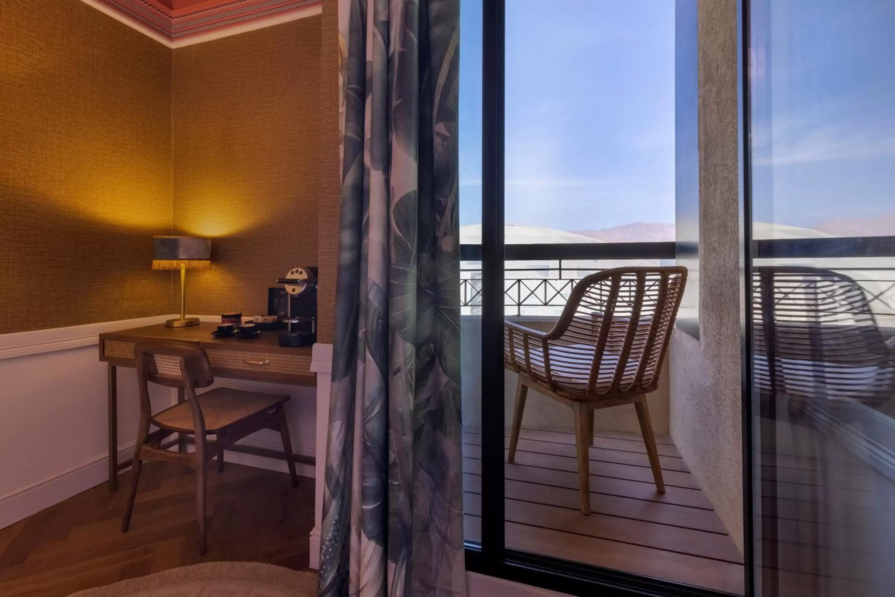 Double Room with Balcony in Brown Eilat a member of Brown Hotels Double Room with Balcony in Brown Eilat a member of Brown Hotels