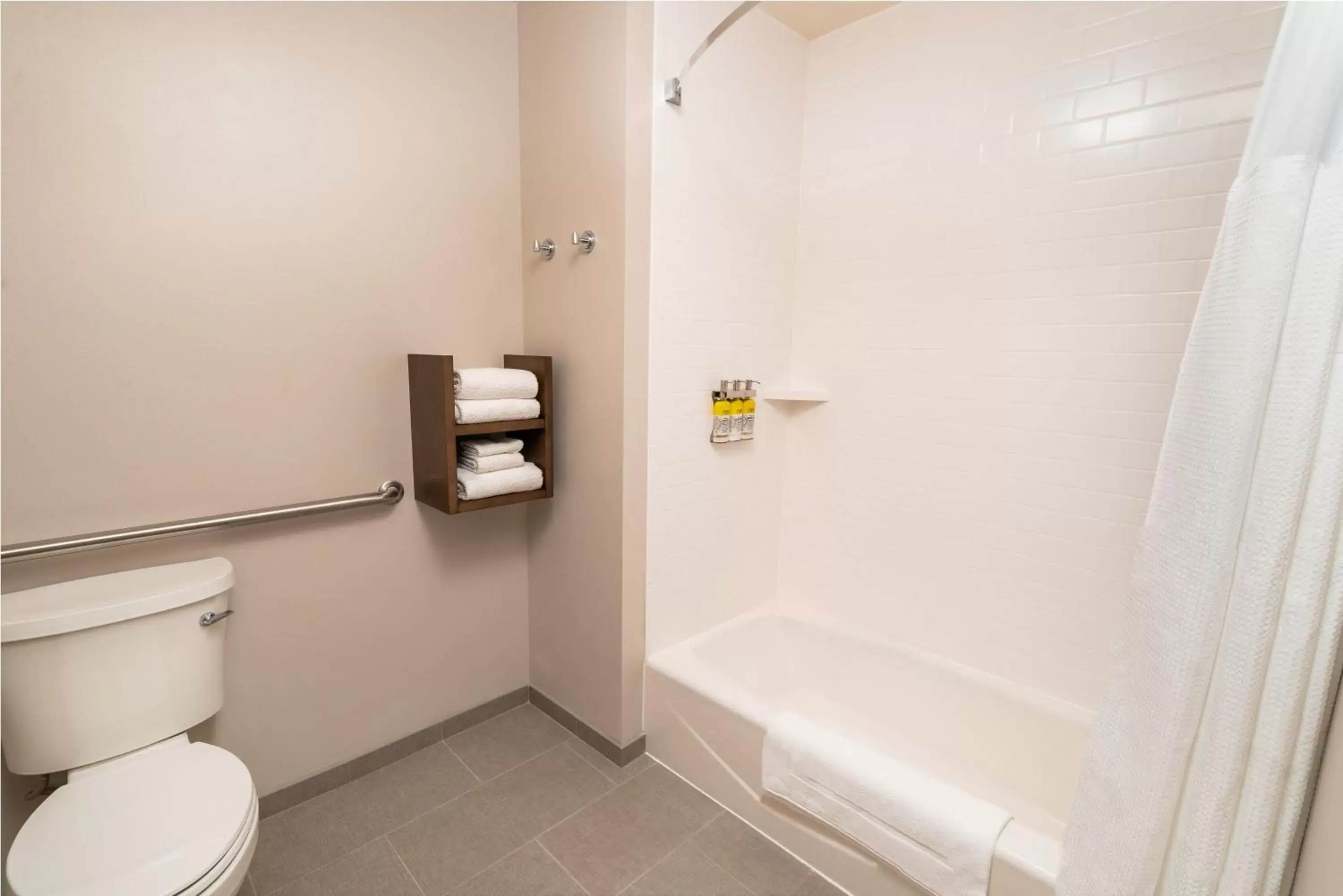 Two-Bedroom Suite - Hearing Accessible in Staybridge Suites - Washington DC East - Largo by IHG Two-Bedroom Suite - Hearing Accessible in Staybridge Suites - Washington DC East - Largo by IHG