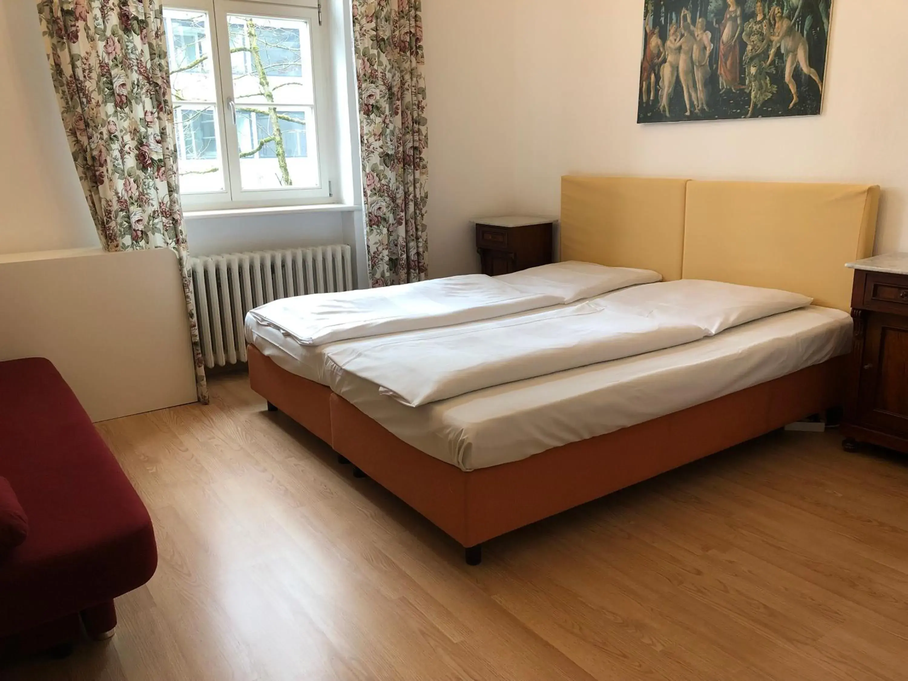 Triple Room in Hotel Galleria Triple Room in Hotel Galleria