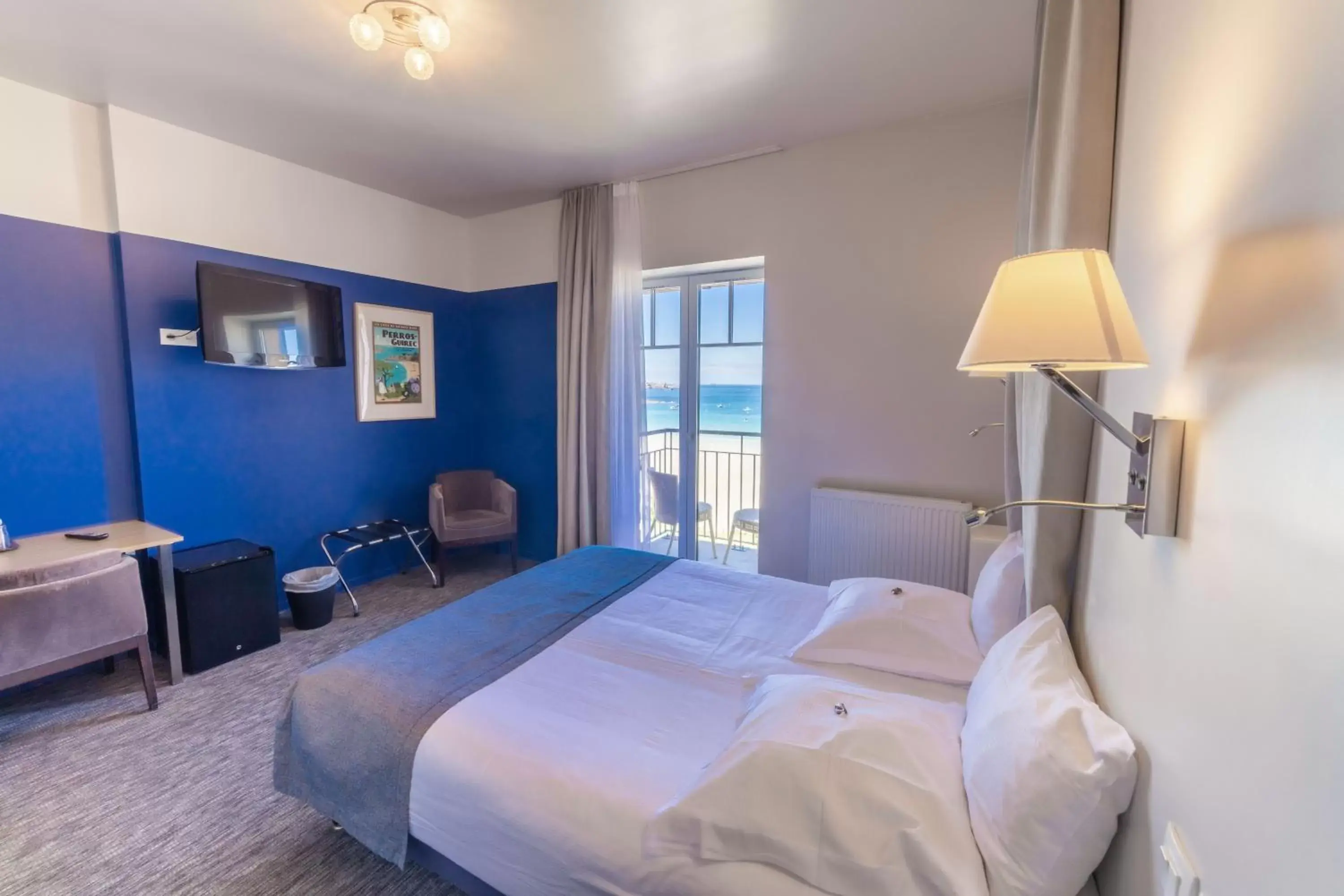 Double Room with Sea View in Logis Hôtel Ker Mor Double Room with Sea View in Logis Hôtel Ker Mor