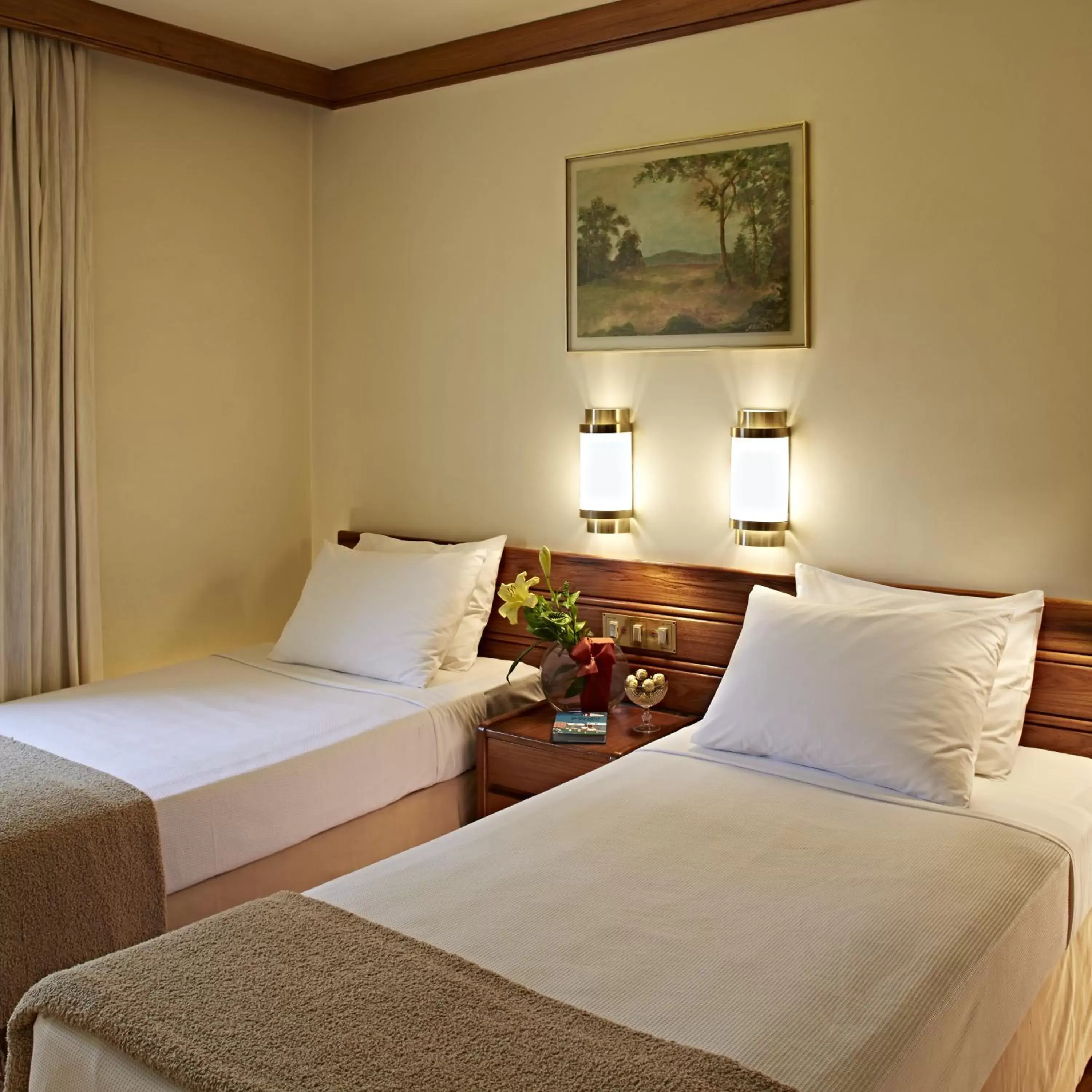 Twin Room - single occupancy in Regent Park Suite Hotel Twin Room - single occupancy in Regent Park Suite Hotel