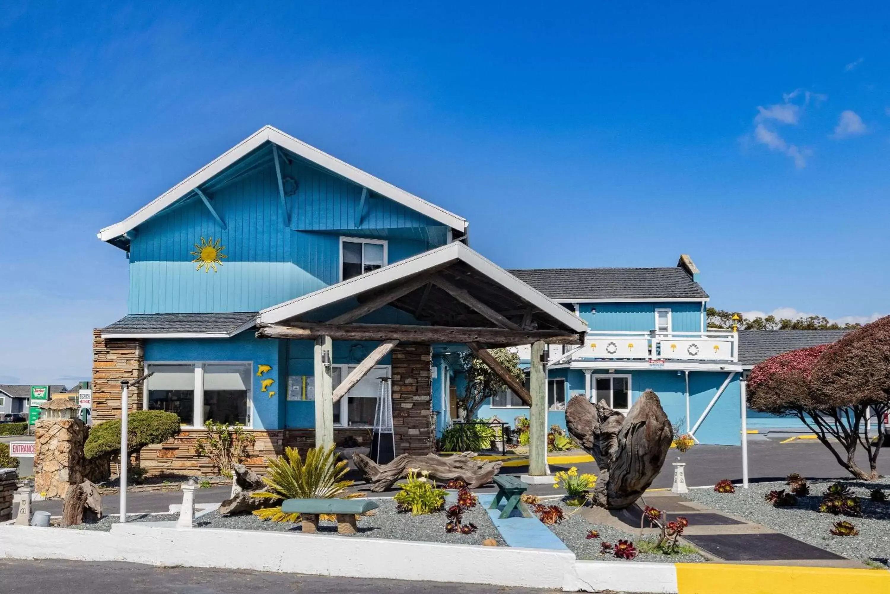 Oceanside Inn & Suites, a Days Inn by Wyndham Oceanside Inn & Suites, a Days Inn by Wyndham