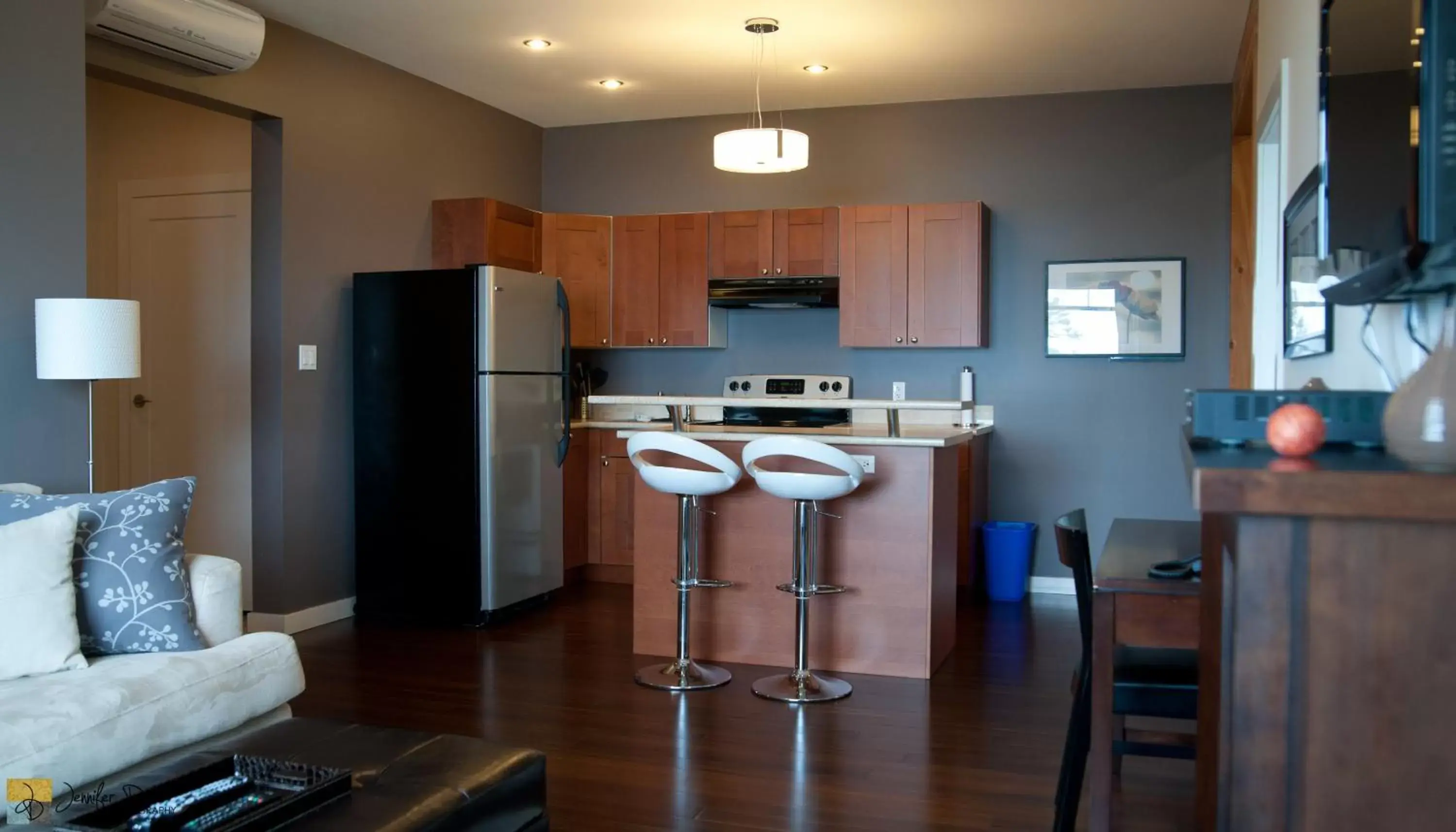 King Suite in Beyond Bliss Suites & Spa King Suite in Beyond Bliss Suites & Spa