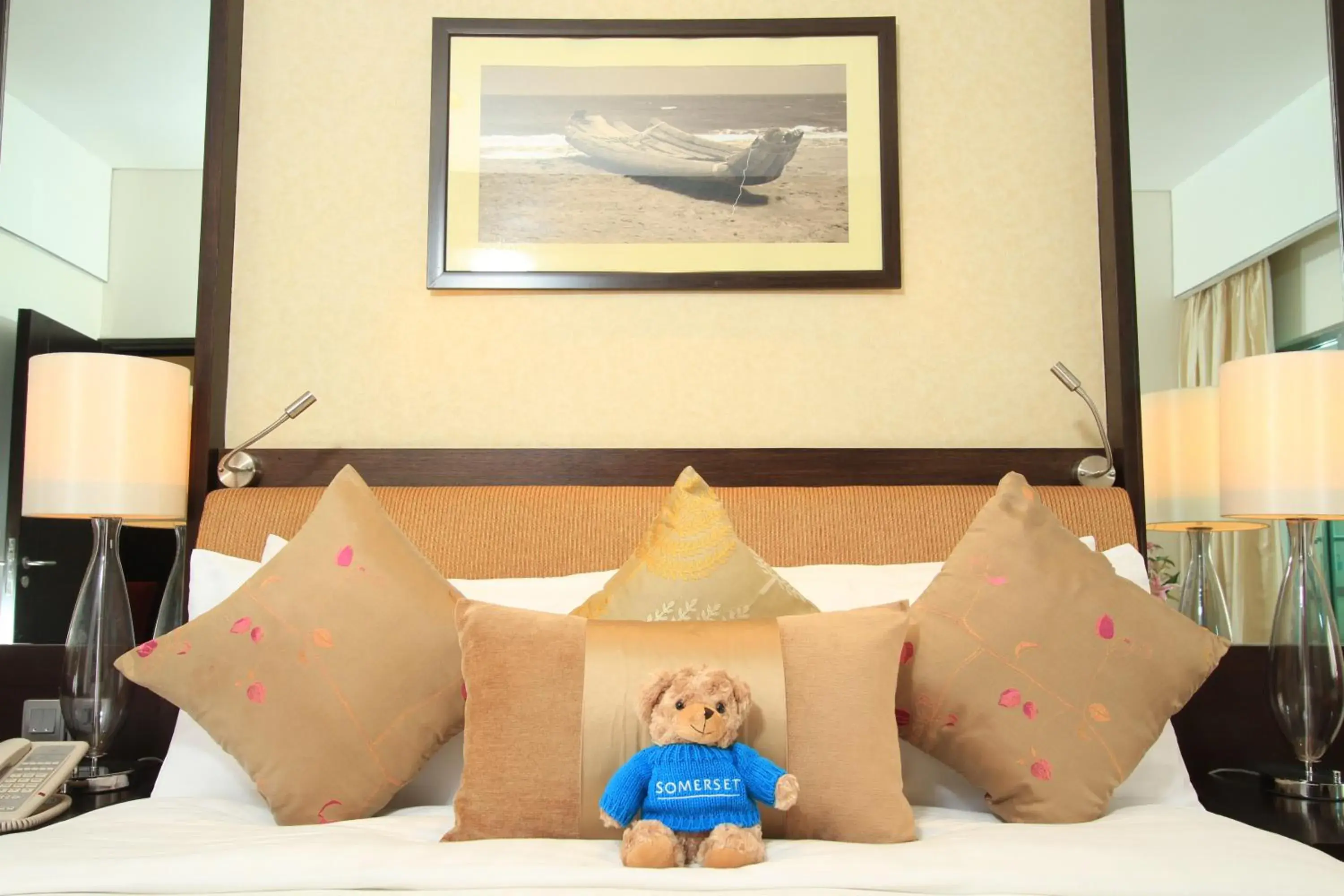 One Bedroom Deluxe in Somerset Greenways Chennai One Bedroom Deluxe in Somerset Greenways Chennai