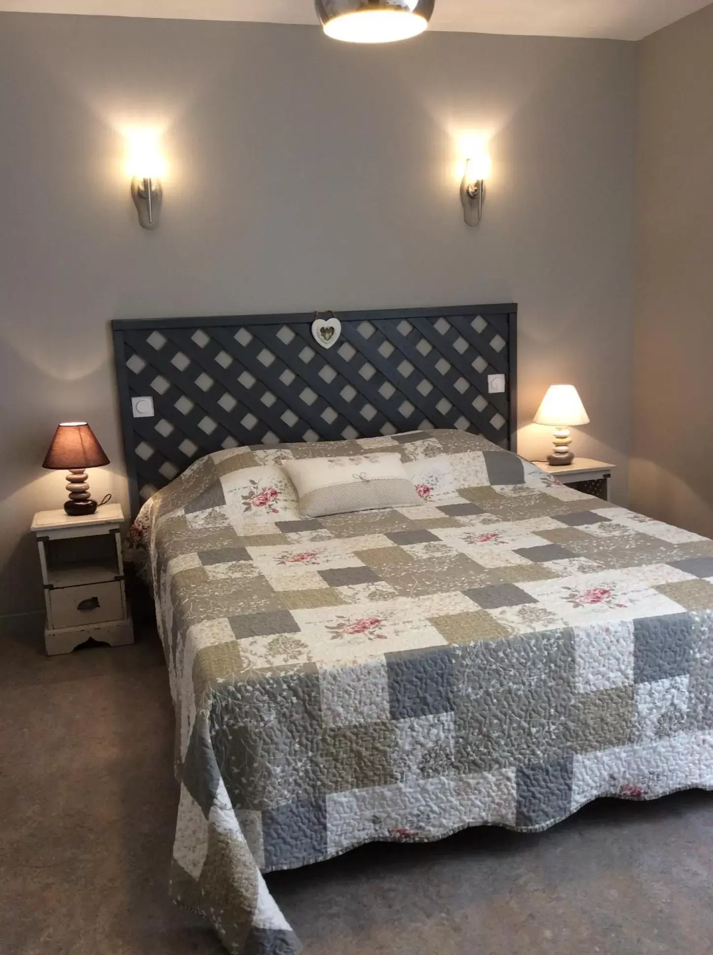 Bed in LE MOULIN DE BOULÈDE Bed in LE MOULIN DE BOULÈDE