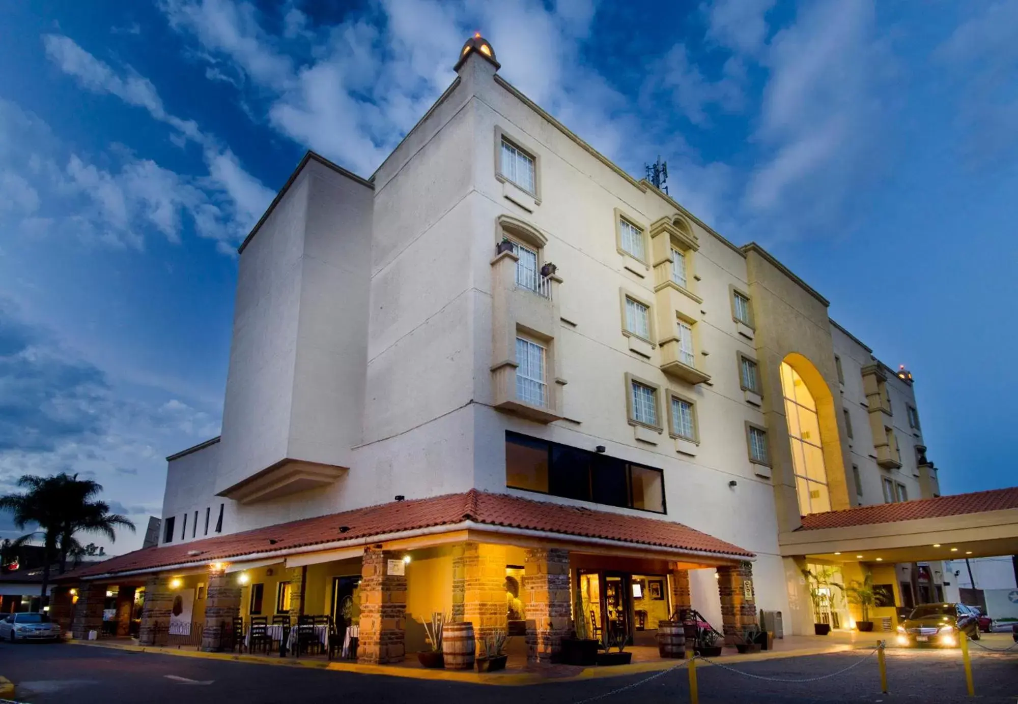 Hotel Suites México Plaza León Campestre Hotel Suites México Plaza León Campestre