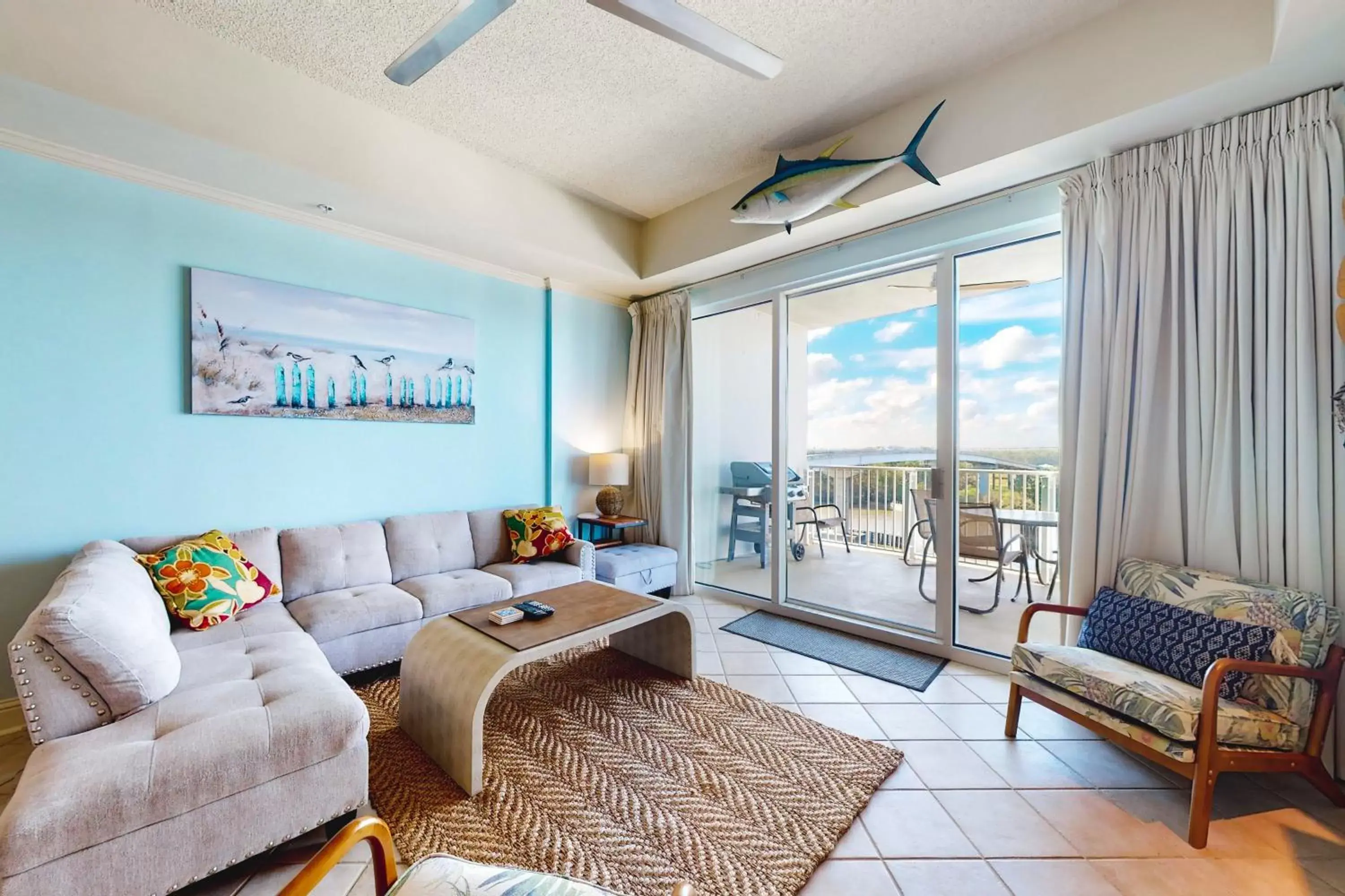 Three-Bedroom Apartment in Wharf Three-Bedroom Apartment in Wharf