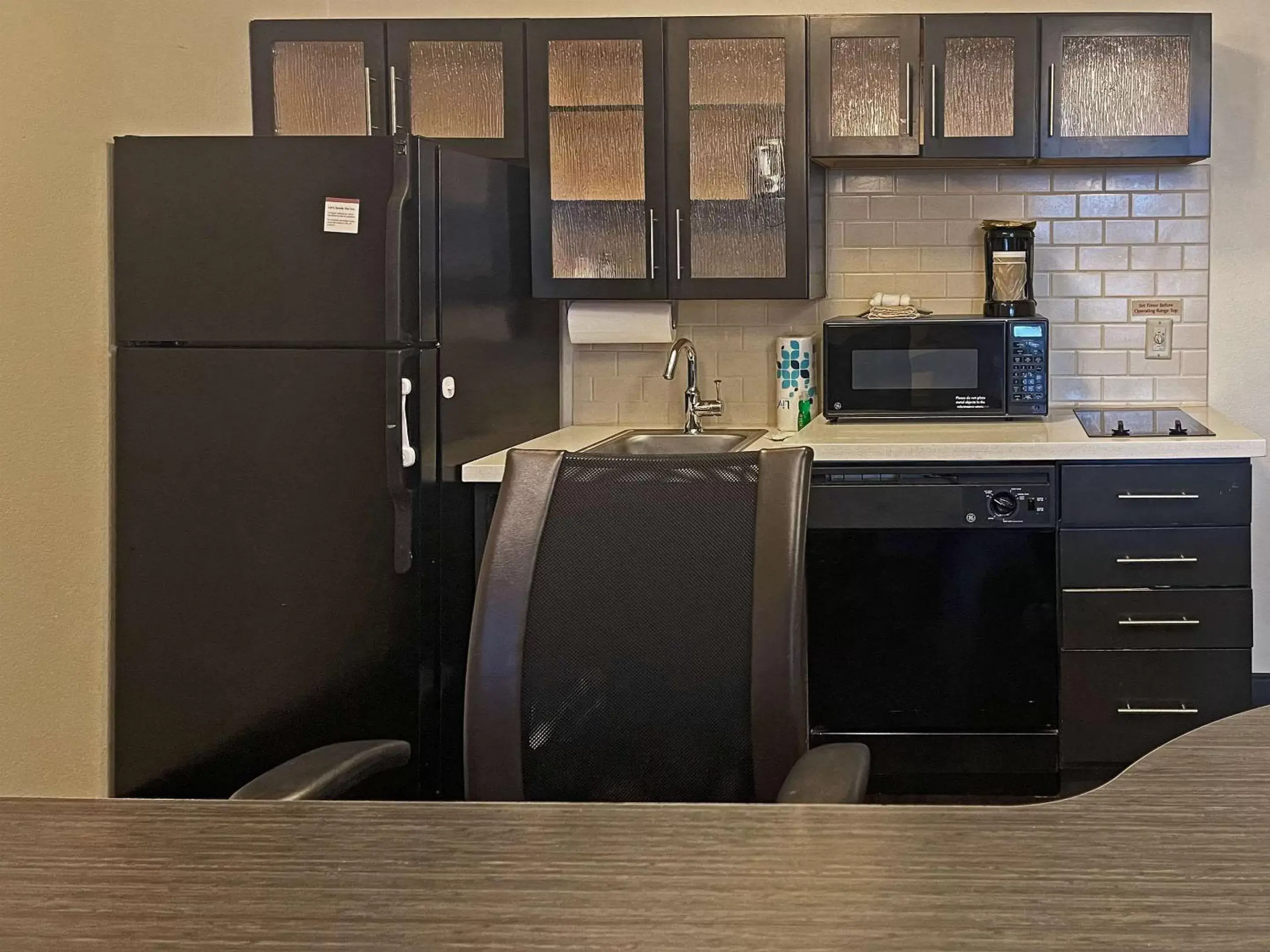 Standard Queen Room - Non Smoking in MainStay Suites- Kansas City Overland Park Standard Queen Room - Non Smoking in MainStay Suites- Kansas City Overland Park