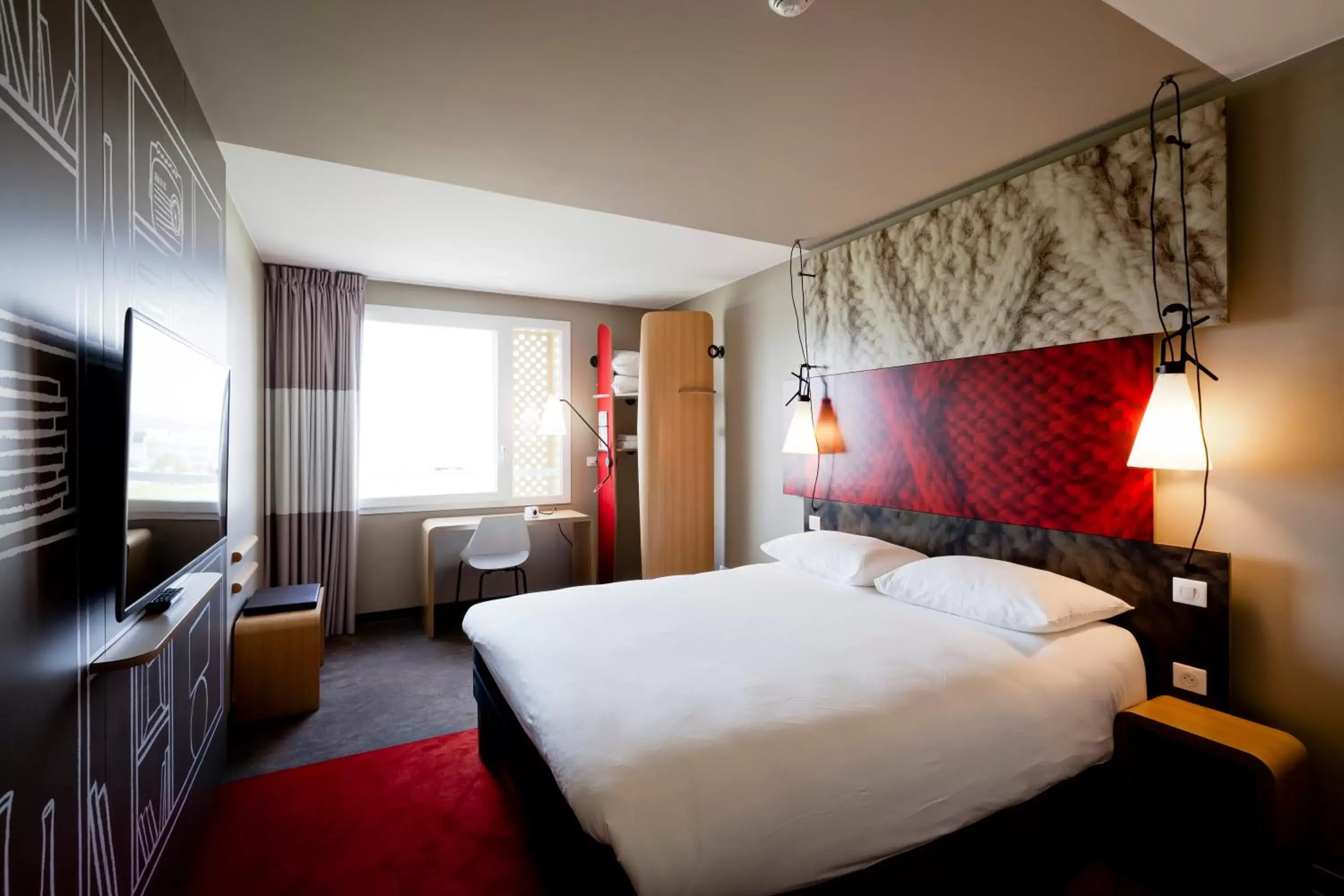 Standard Double Room in ibis Lyon Carre De Soie Standard Double Room in ibis Lyon Carre De Soie