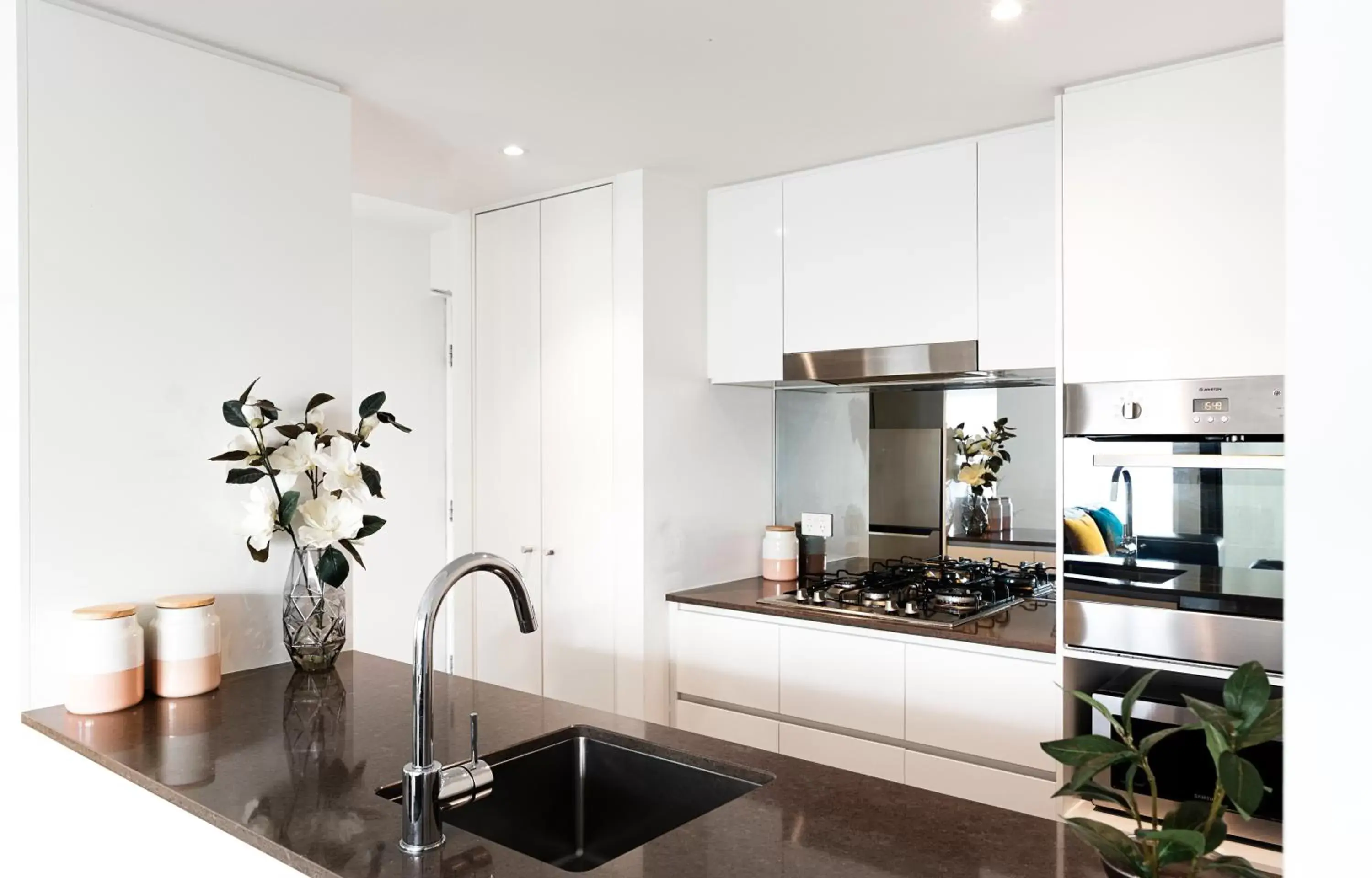 RNR Serviced Apartments North Melbourne RNR Serviced Apartments North Melbourne