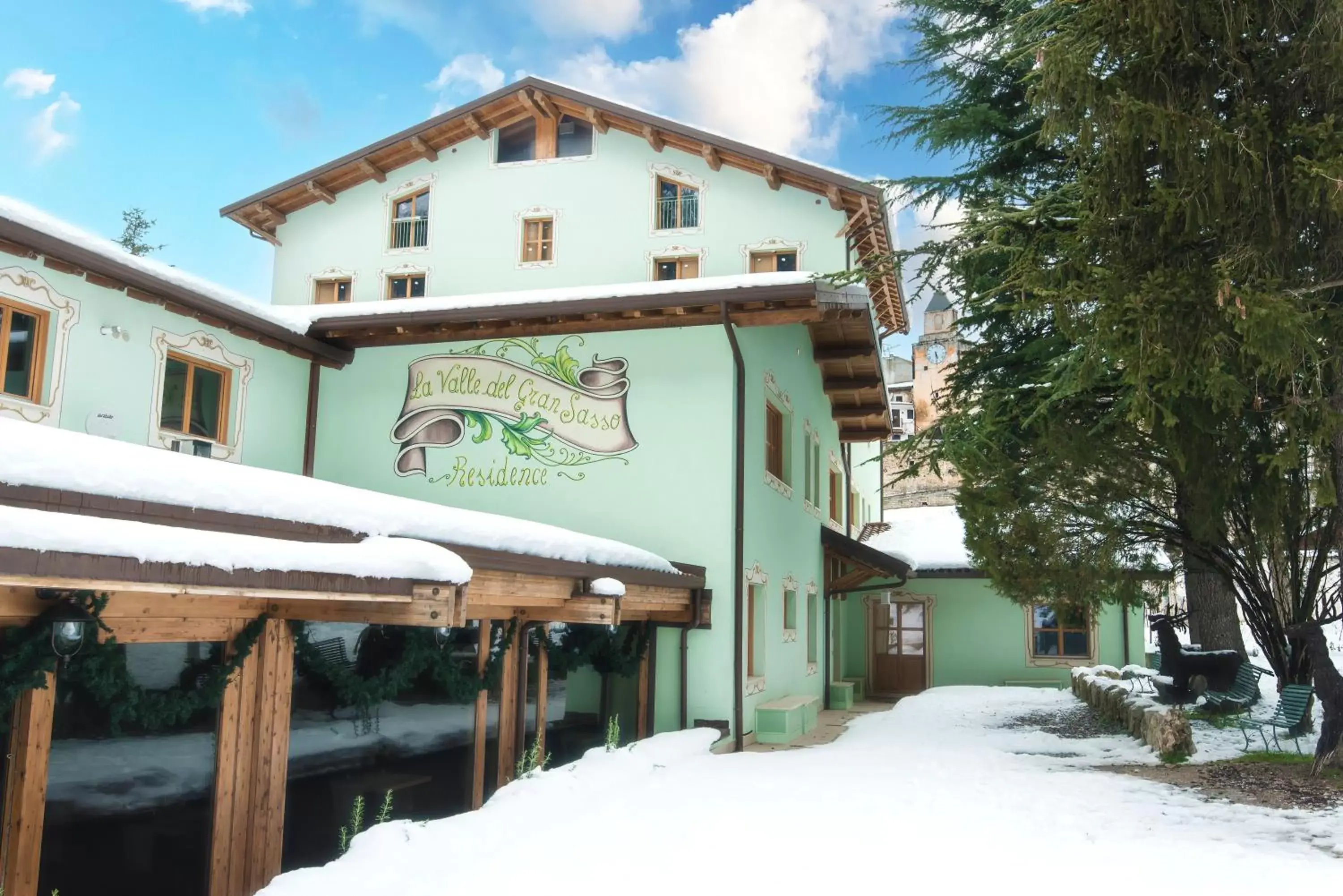 Property Building in La Valle del Gran Sasso Property Building in La Valle del Gran Sasso