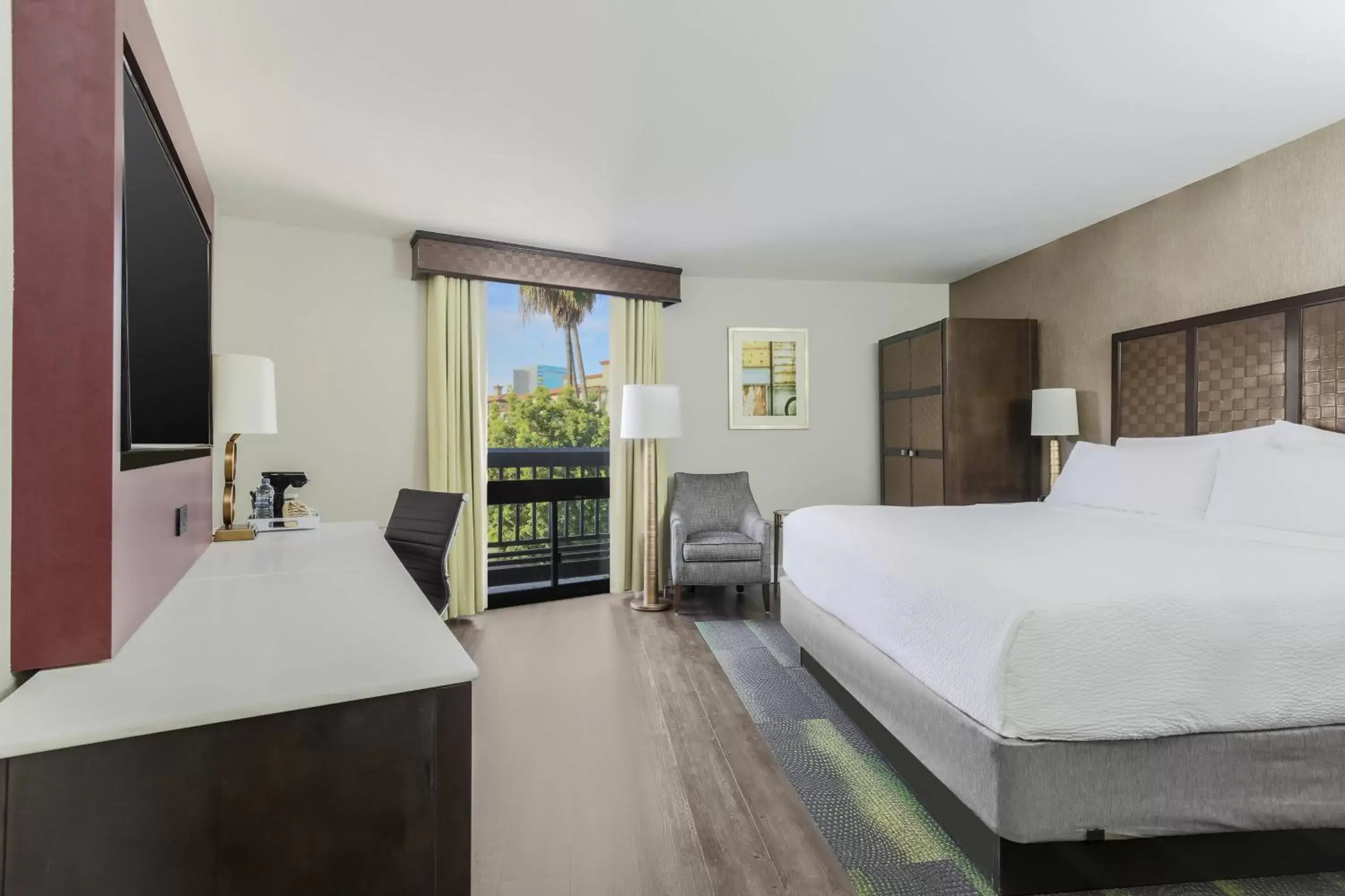 Guest room, 1 Queen in The DEXTRO Little Italy, BW Premier Collection Guest room, 1 Queen in The DEXTRO Little Italy, BW Premier Collection