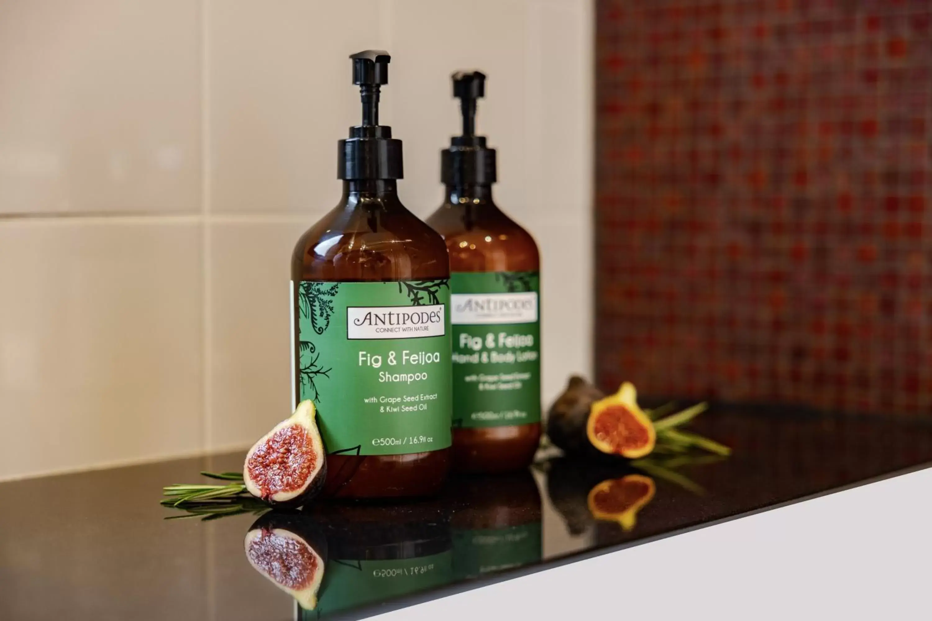 Standard King Room - High Floor in Crowne Plaza Amsterdam - South by IHG Standard King Room - High Floor in Crowne Plaza Amsterdam - South by IHG