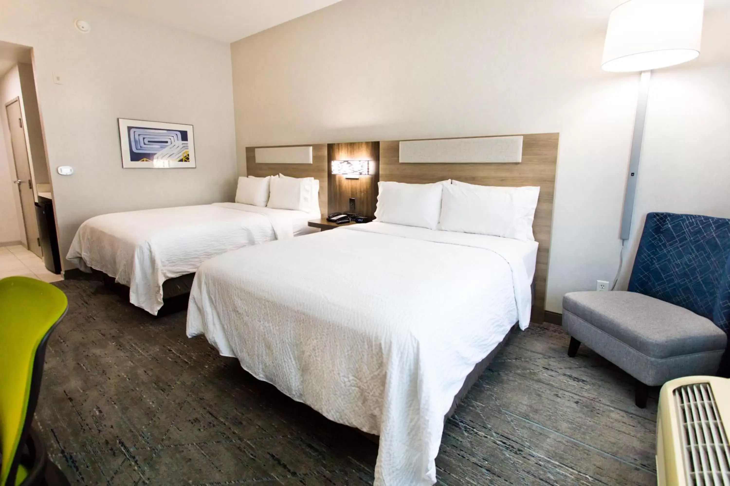 Queen Room with Two Queen Beds - Mobility Access Tub/Non-Smoking in Holiday Inn Express & Suites Sacramento NE Cal Expo, an IHG Hotel Queen Room with Two Queen Beds - Mobility Access Tub/Non-Smoking in Holiday Inn Express & Suites Sacramento NE Cal Expo, an IHG Hotel