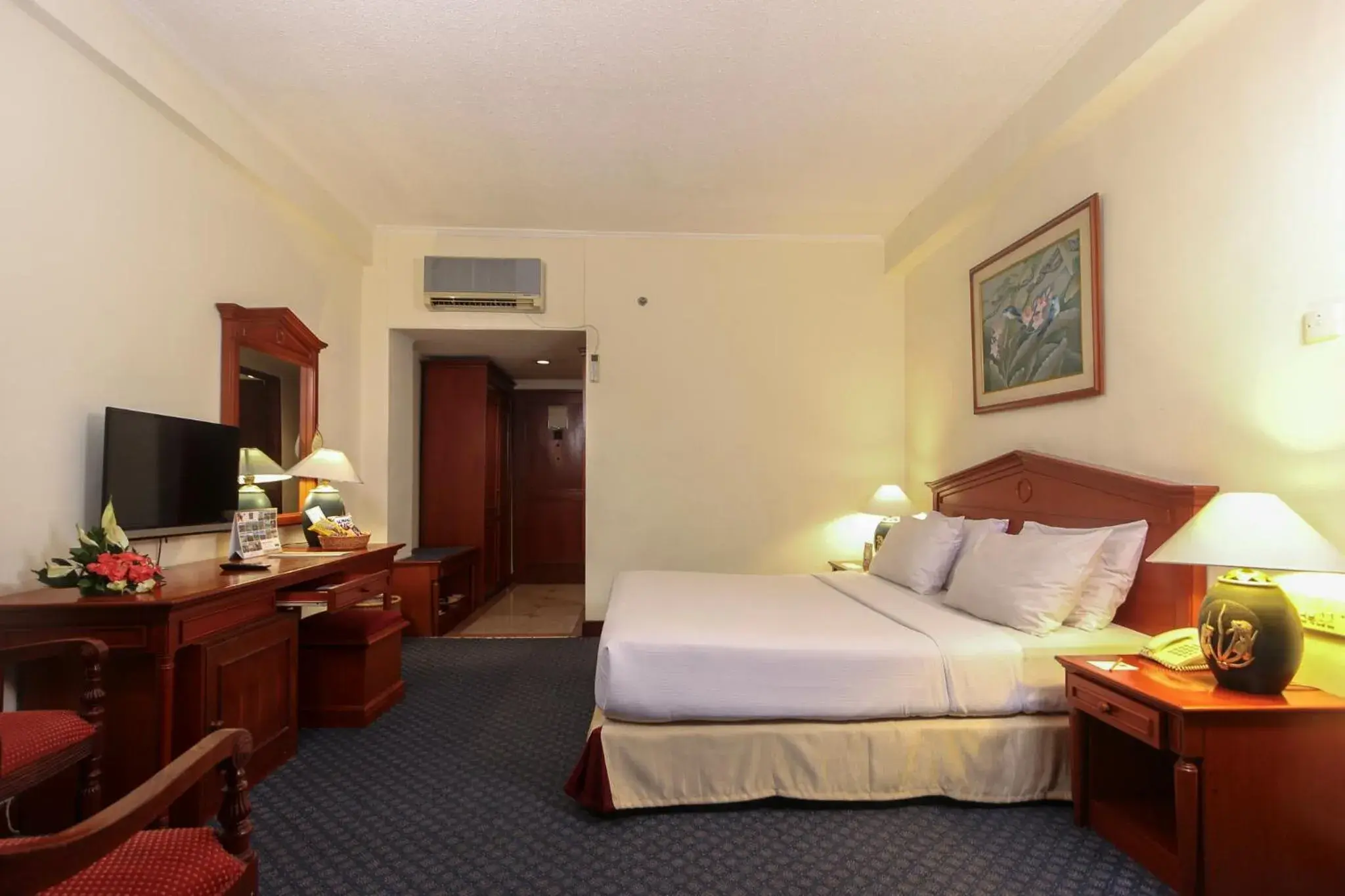 Junior Suite (2 Adults) in The Jayakarta Suites Bandung Junior Suite (2 Adults) in The Jayakarta Suites Bandung