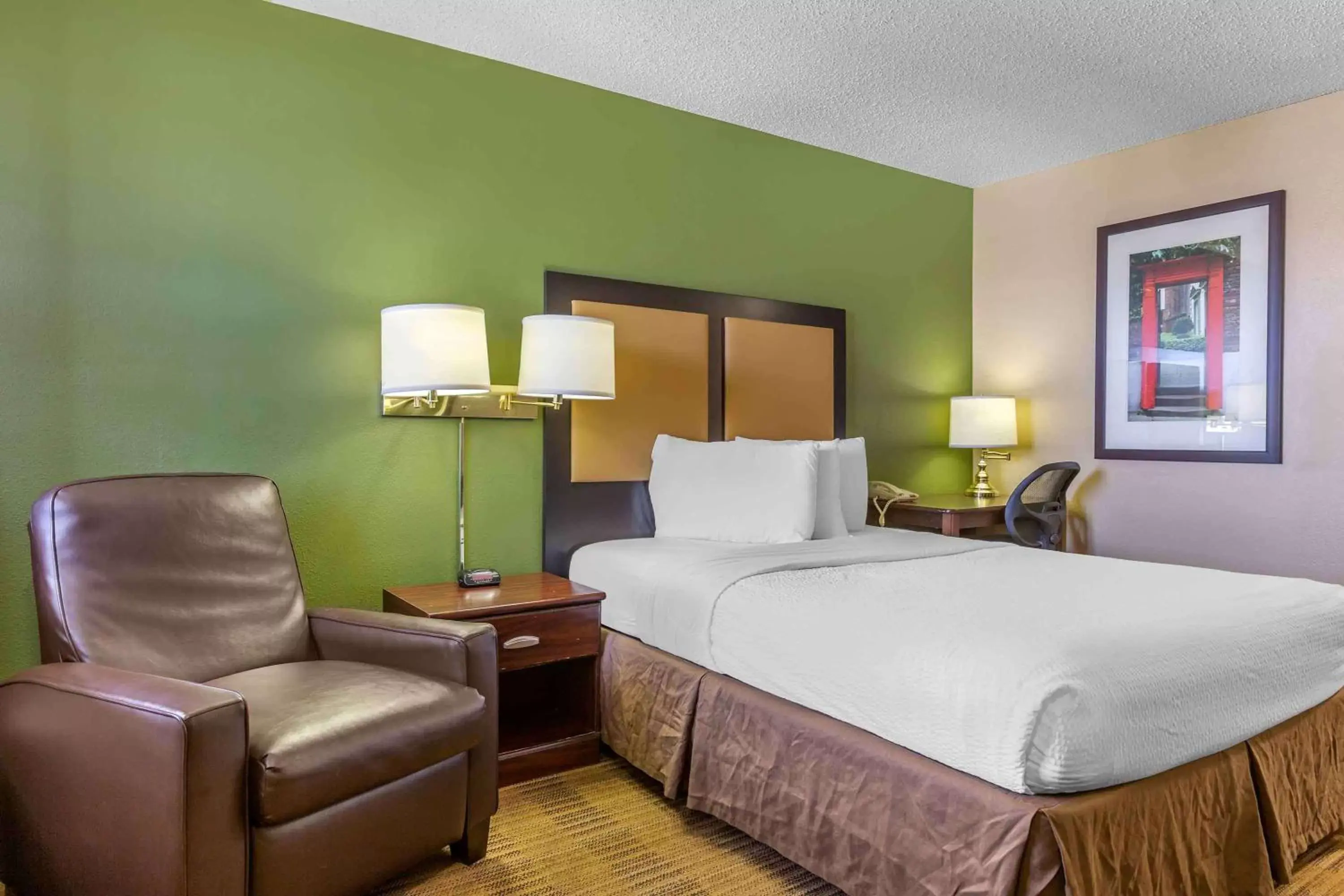 Queen studio with 1 Queen Bed - Disability Access/Non-Smoking in Extended Stay America Suites - El Paso - Airport Queen studio with 1 Queen Bed - Disability Access/Non-Smoking in Extended Stay America Suites - El Paso - Airport