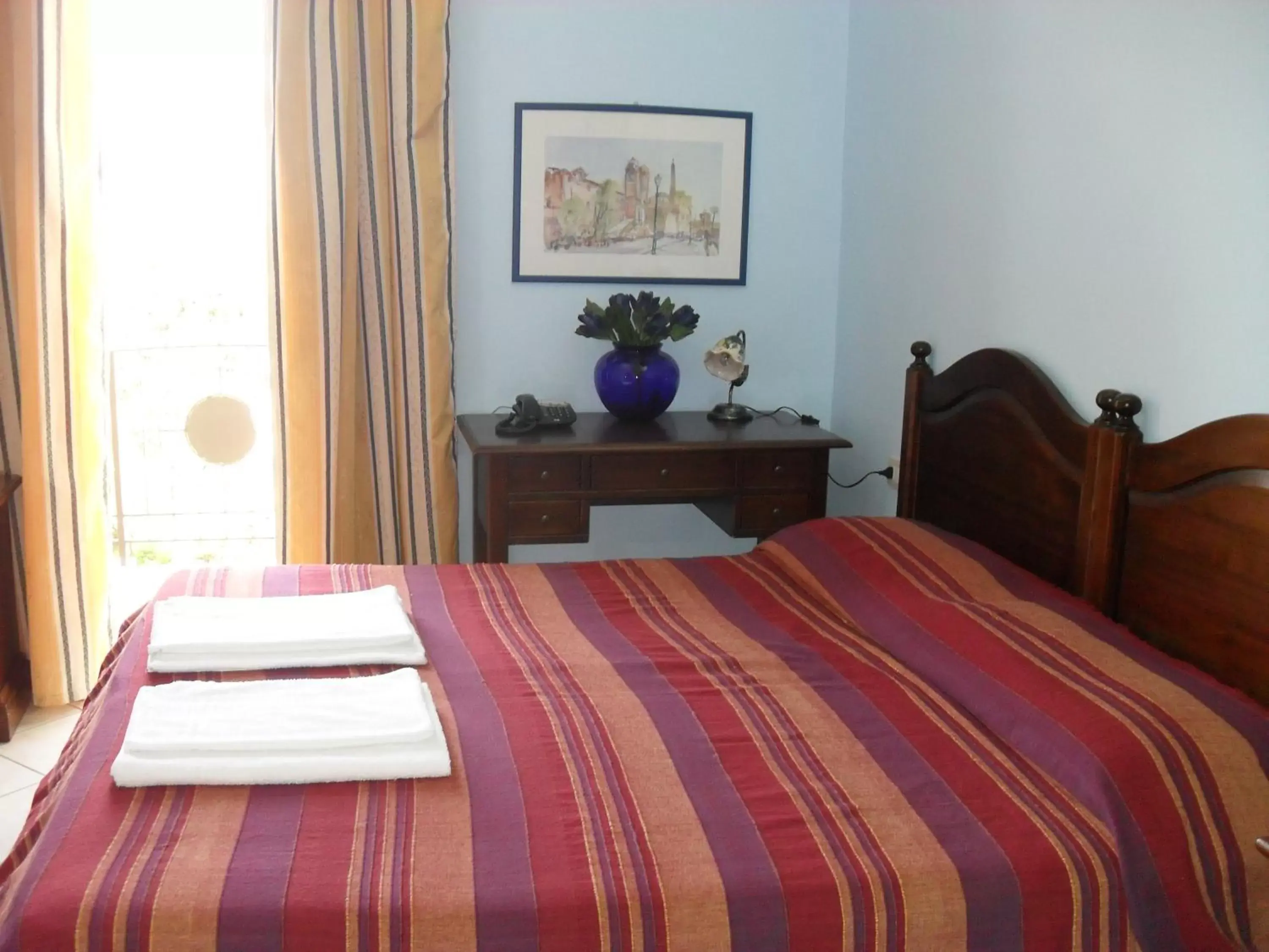 Triple Room in Hotel Piro Triple Room in Hotel Piro