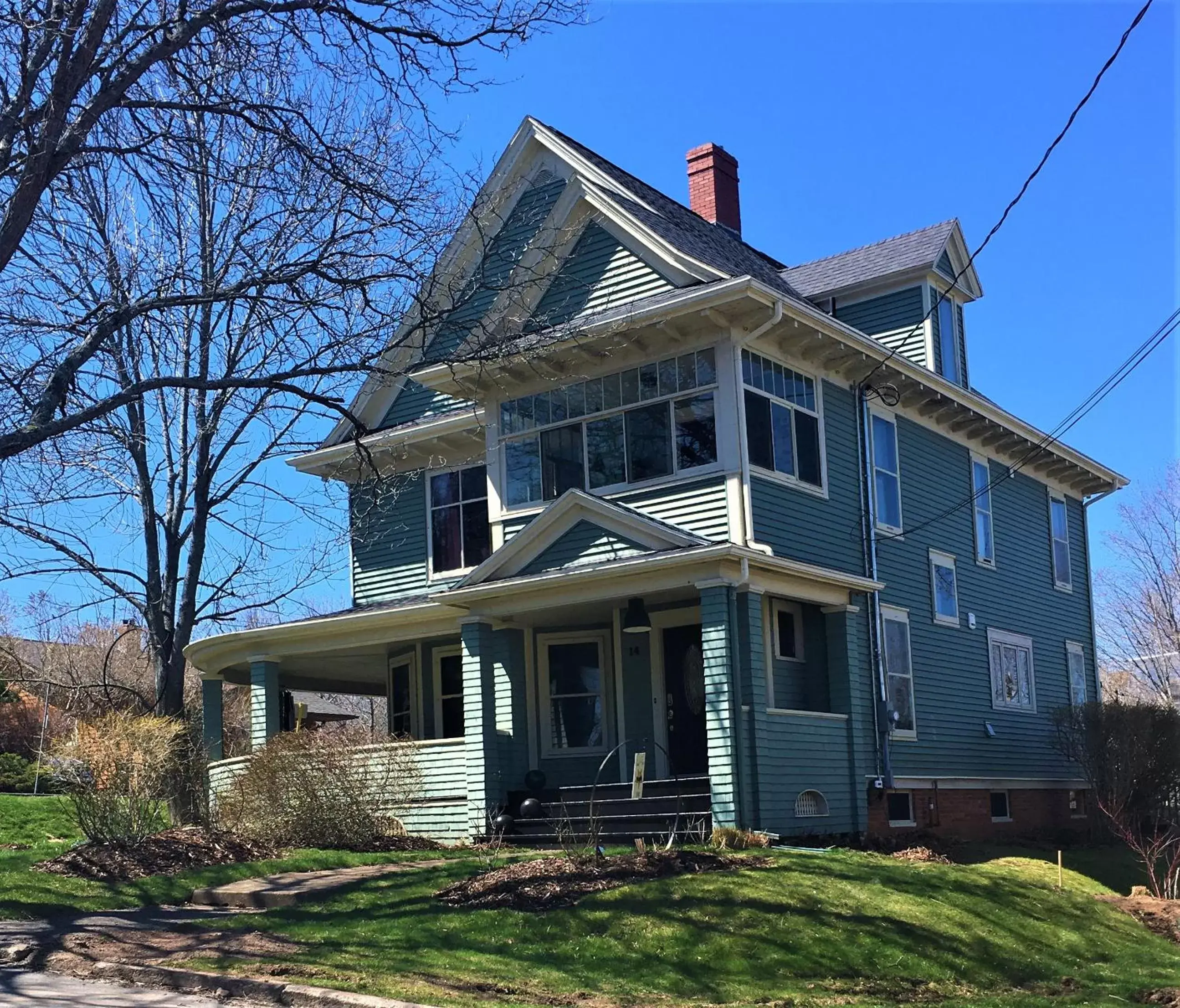 Locust & Starr Inn Locust & Starr Inn