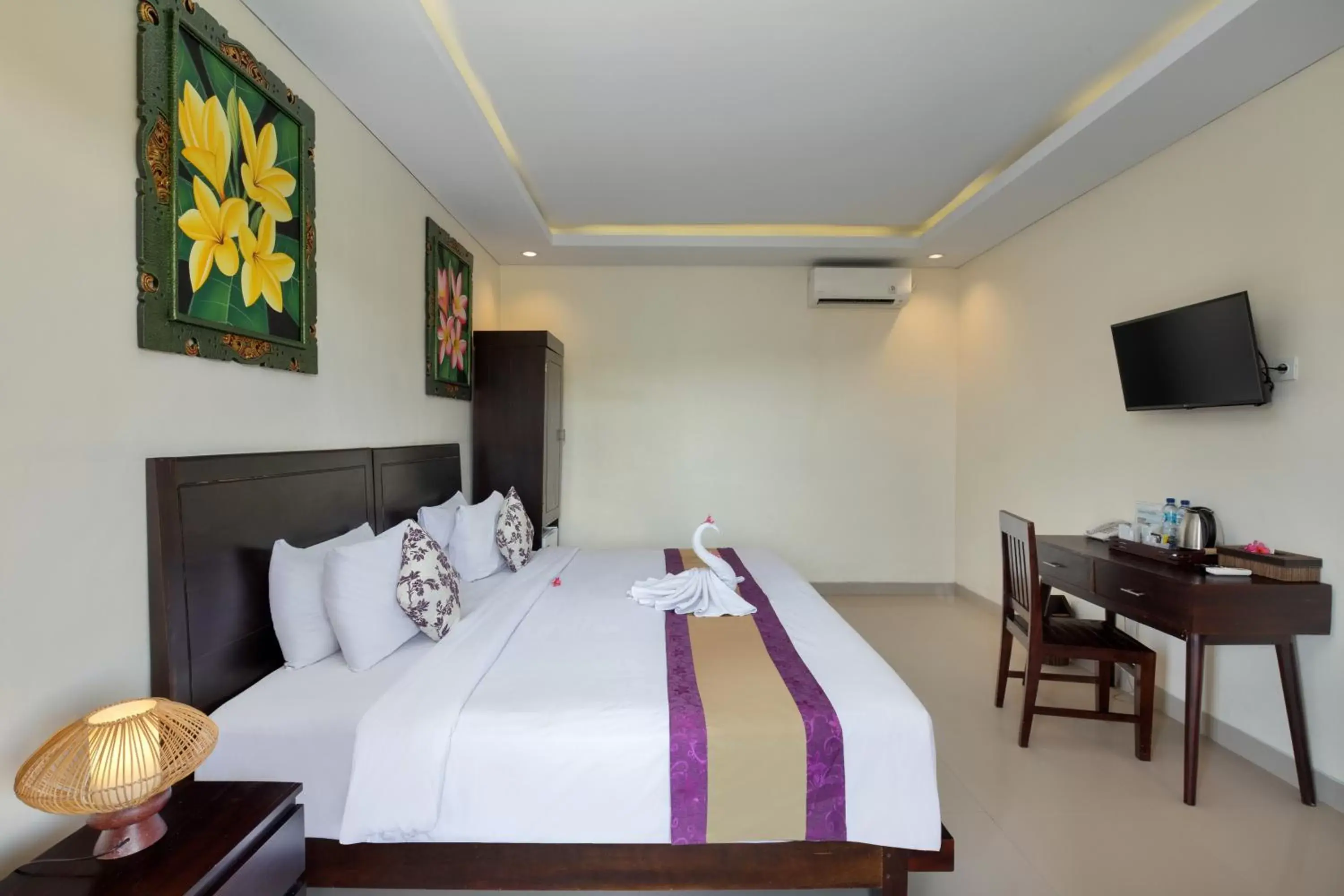 Double Room with Garden View in Hotel Arsa Santhi Nusa Penida Double Room with Garden View in Hotel Arsa Santhi Nusa Penida