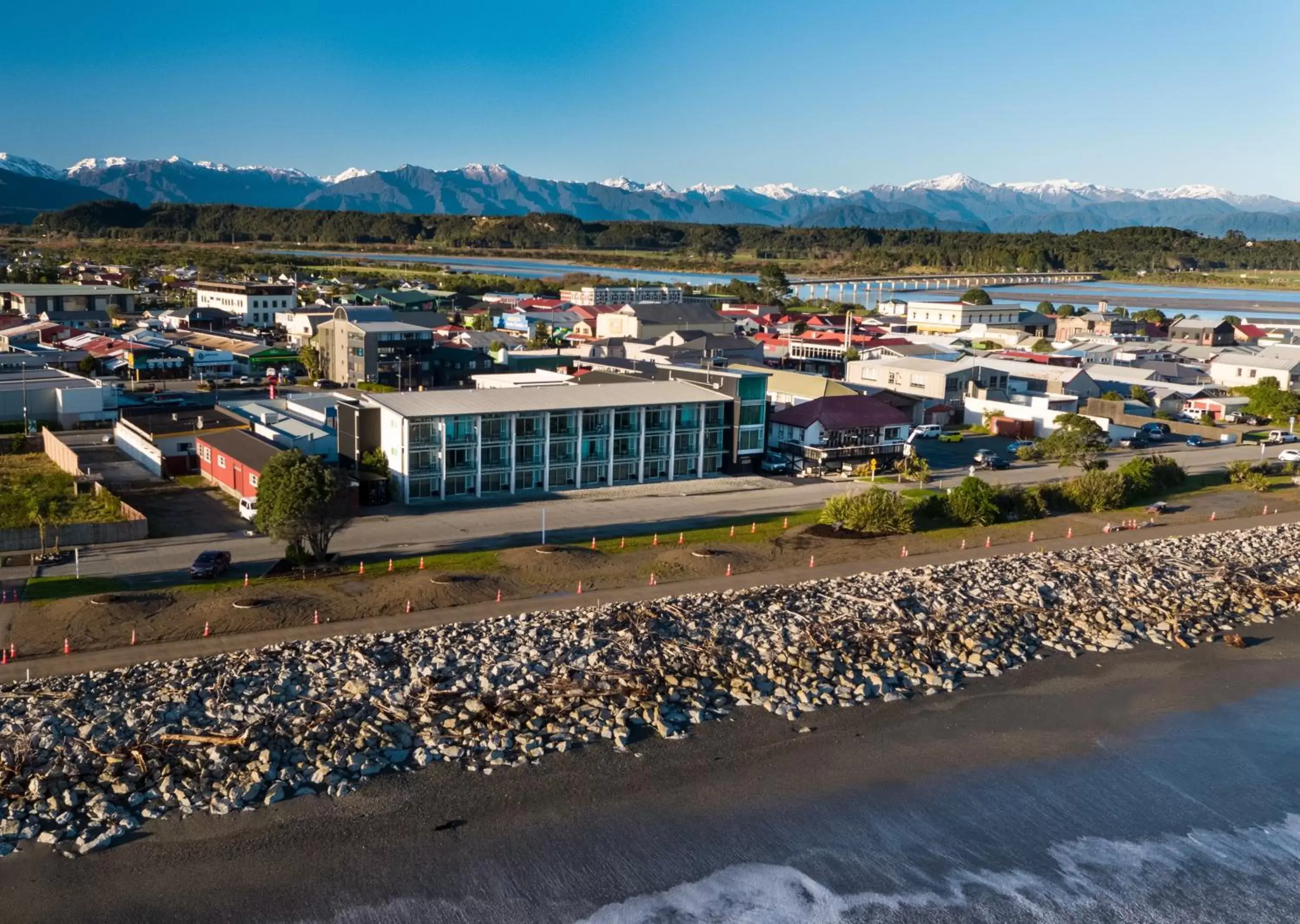 Beachfront Hotel Hokitika Beachfront Hotel Hokitika