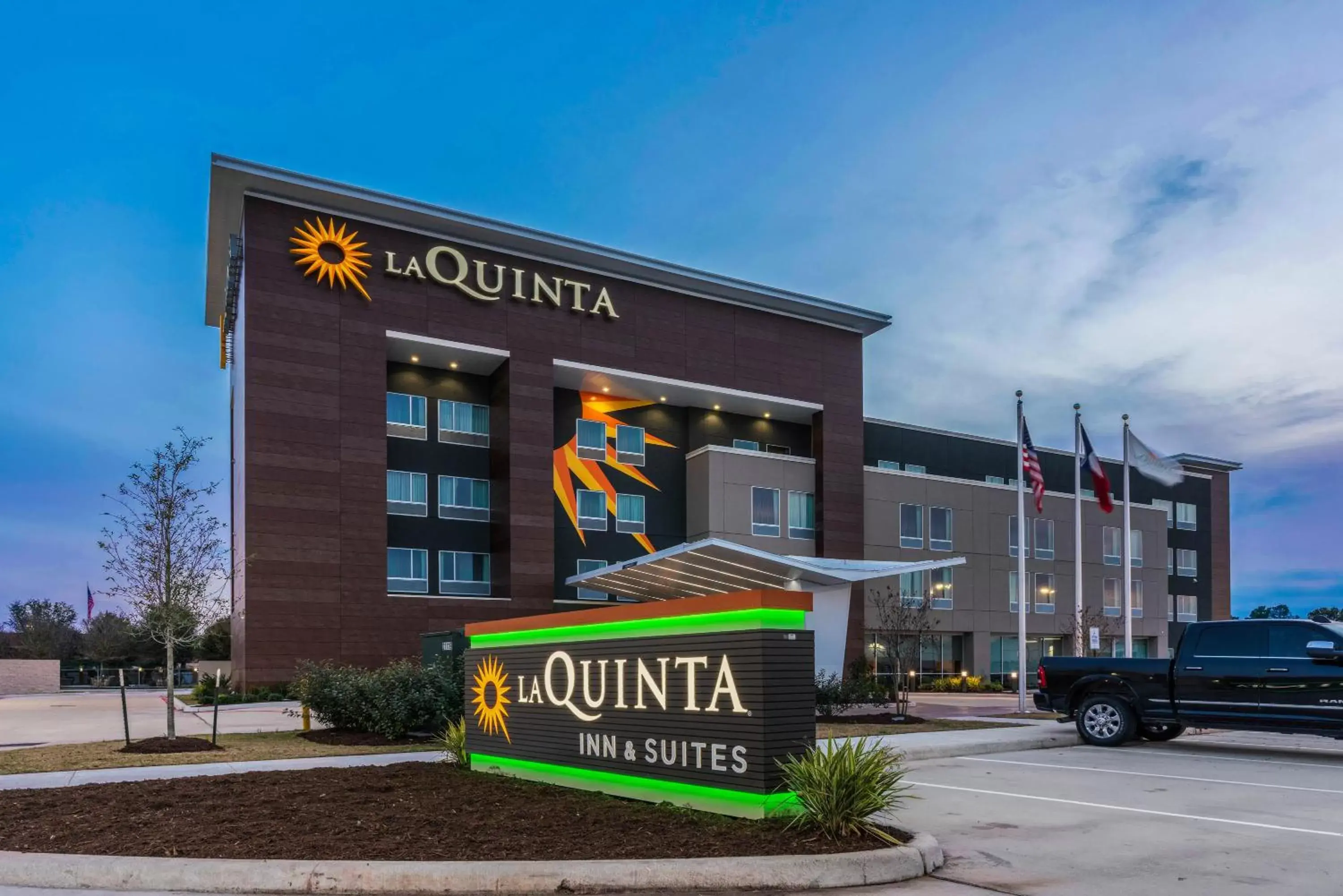 La Quinta Inn and Suites by Wyndham Houston Spring South La Quinta Inn and Suites by Wyndham Houston Spring South