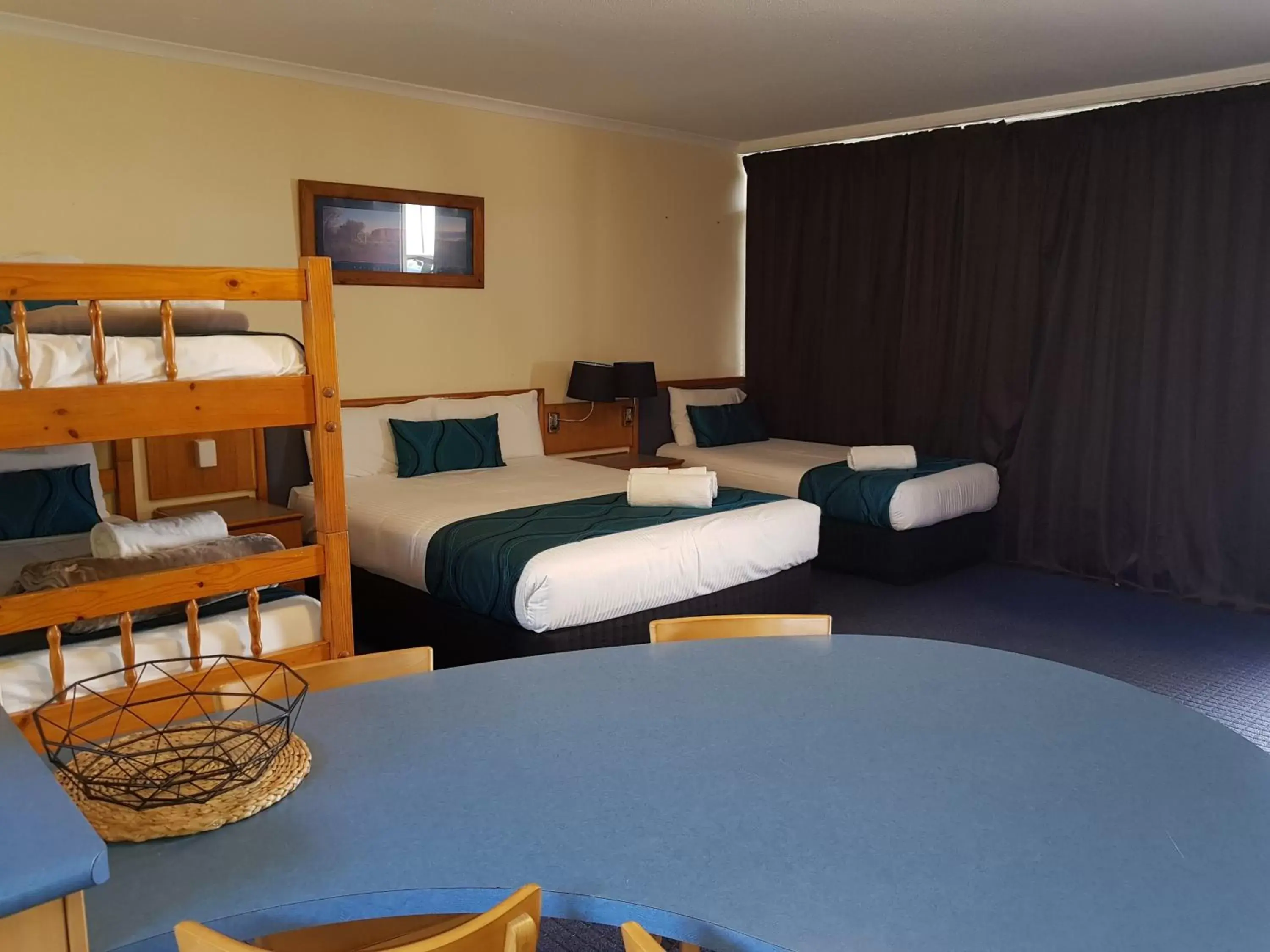 Self Contained Suite (5 Adults) (Ground Floor) in The Q Motel Rockhampton Self Contained Suite (5 Adults) (Ground Floor) in The Q Motel Rockhampton