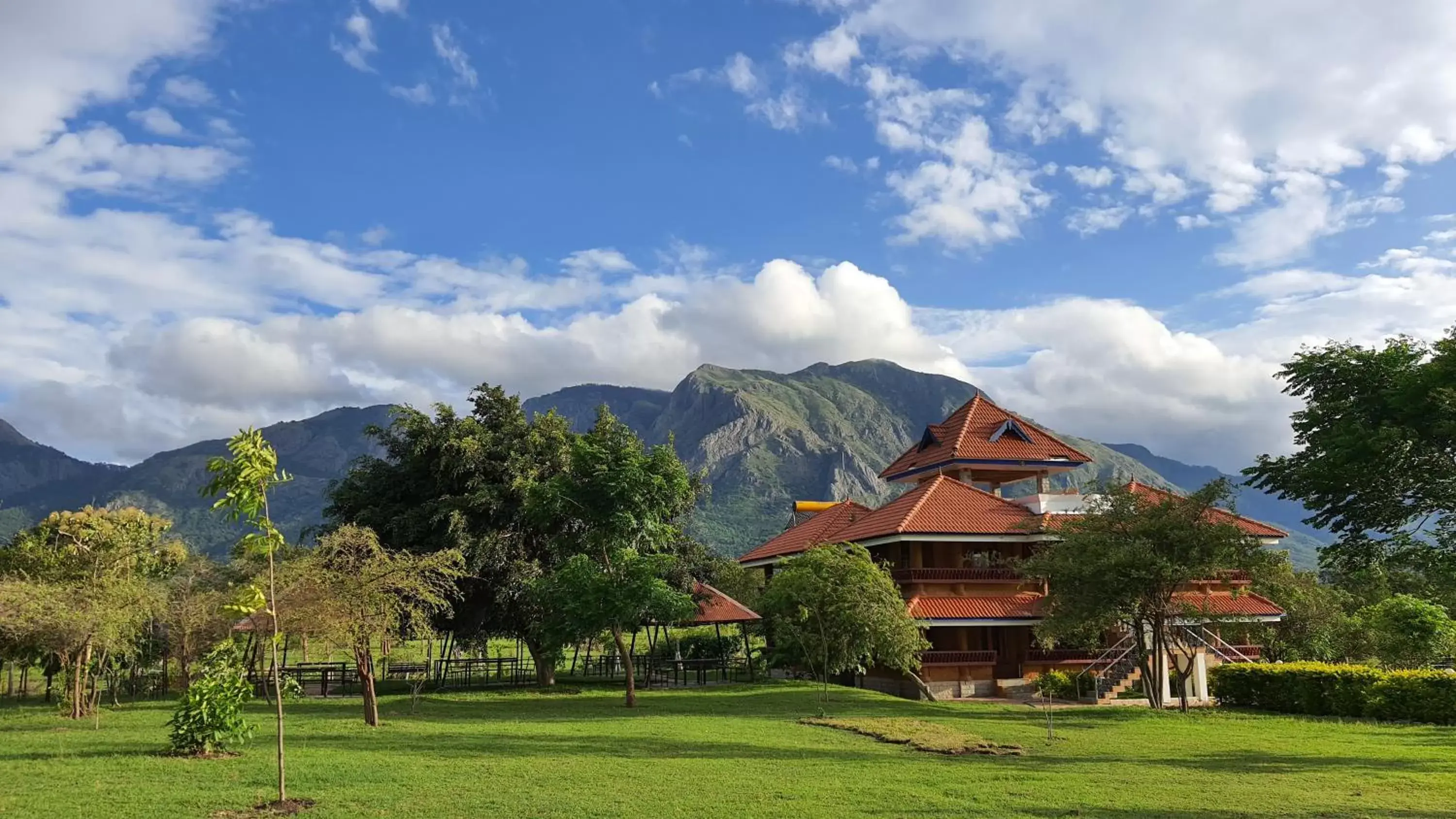 Avadale Masinagudi - Stag Groups Not Allowed Avadale Masinagudi - Stag Groups Not Allowed