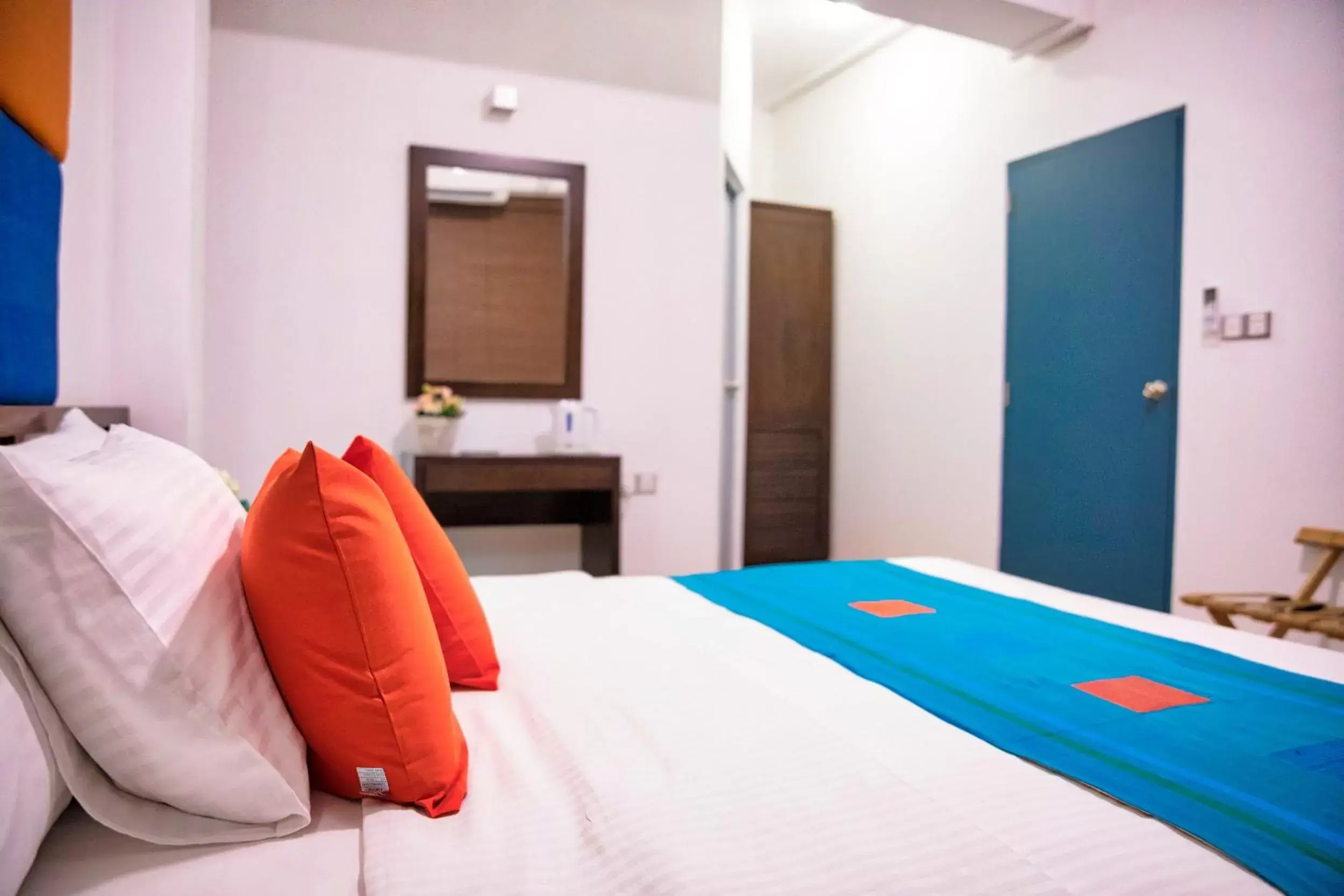 Standard Queen Room in C 1 Colombo Fort Standard Queen Room in C 1 Colombo Fort