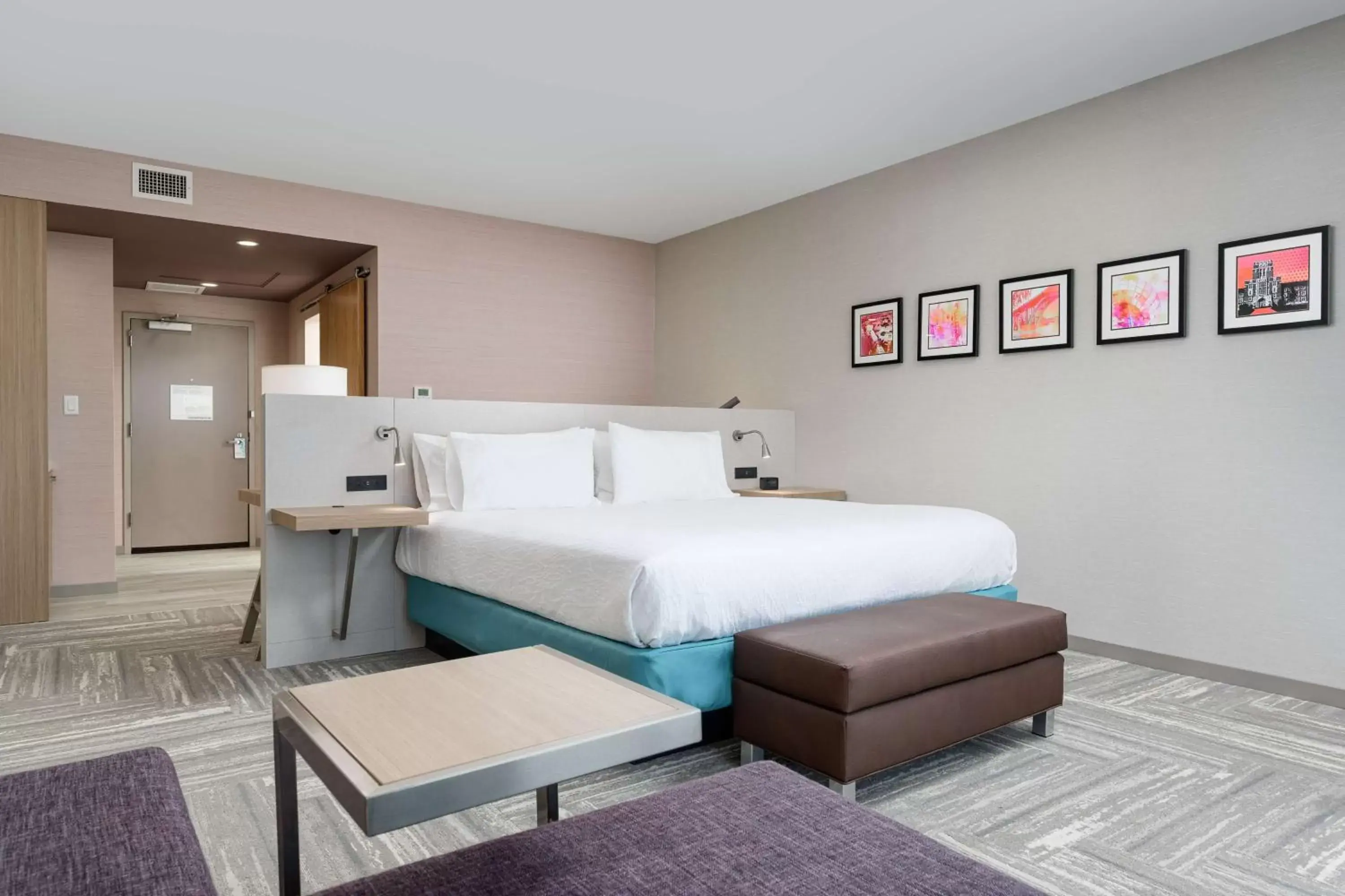 Deluxe King Room in Hilton Garden Inn Knoxville Papermill Drive, Tn Deluxe King Room in Hilton Garden Inn Knoxville Papermill Drive, Tn