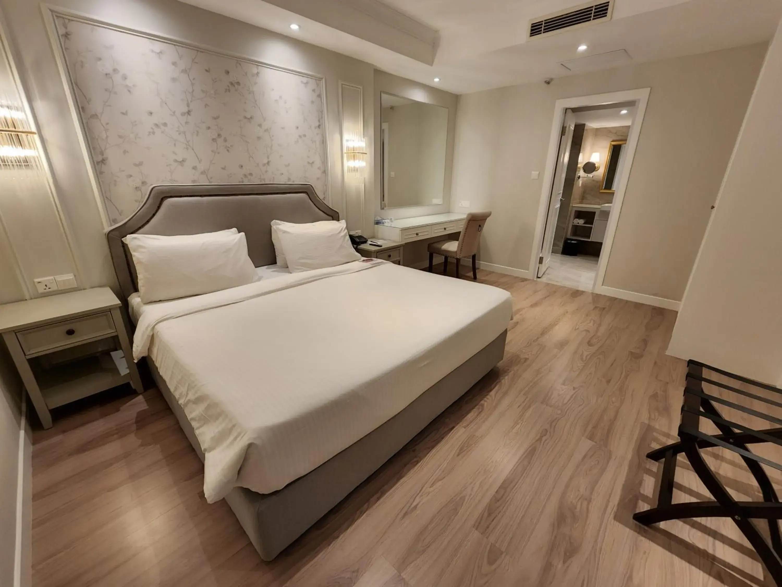 Suite in The Palace Hotel Kota Kinabalu Suite in The Palace Hotel Kota Kinabalu