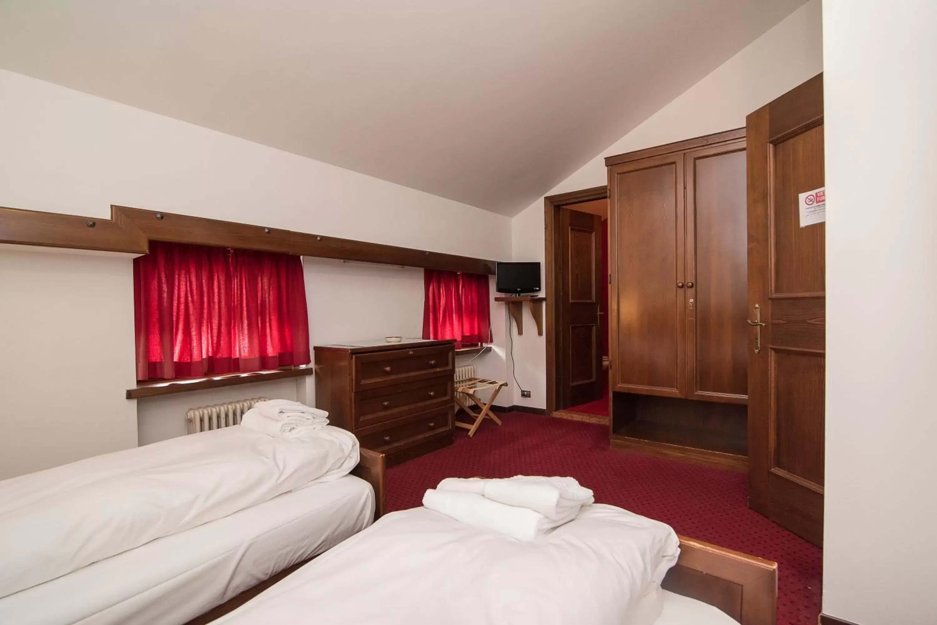 Budget Twin Room - single occupancy in Locanda ai Dogi Budget Twin Room - single occupancy in Locanda ai Dogi