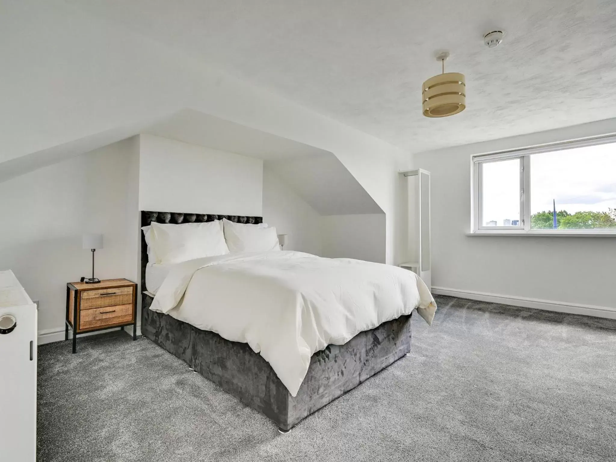 Deluxe Double Room in Albert View Rooms Deluxe Double Room in Albert View Rooms