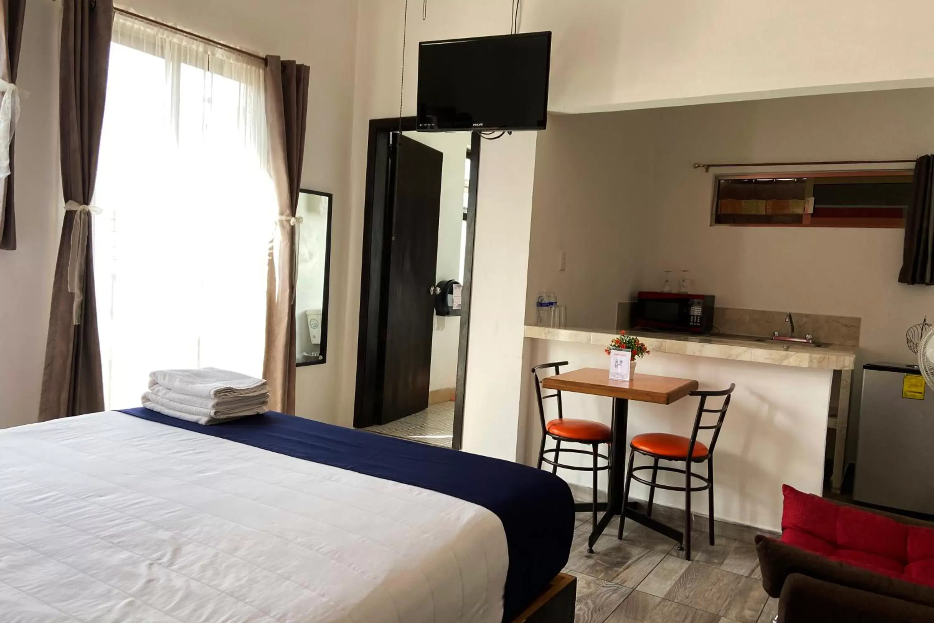 Deluxe Room in OYO Hotel Gandag Deluxe Room in OYO Hotel Gandag