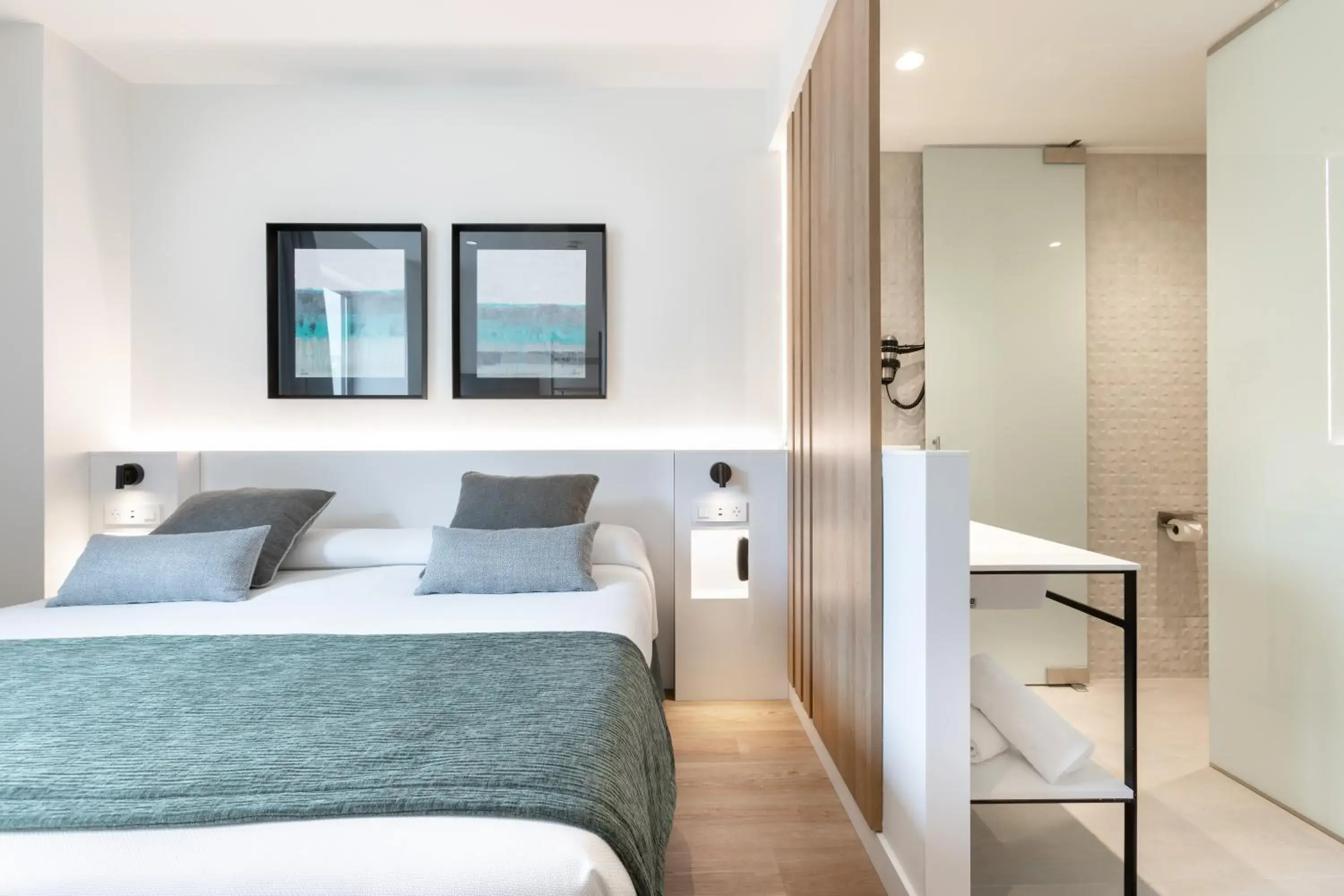 Executive Double or Twin Room in Alexandre Fira Congress Executive Double or Twin Room in Alexandre Fira Congress