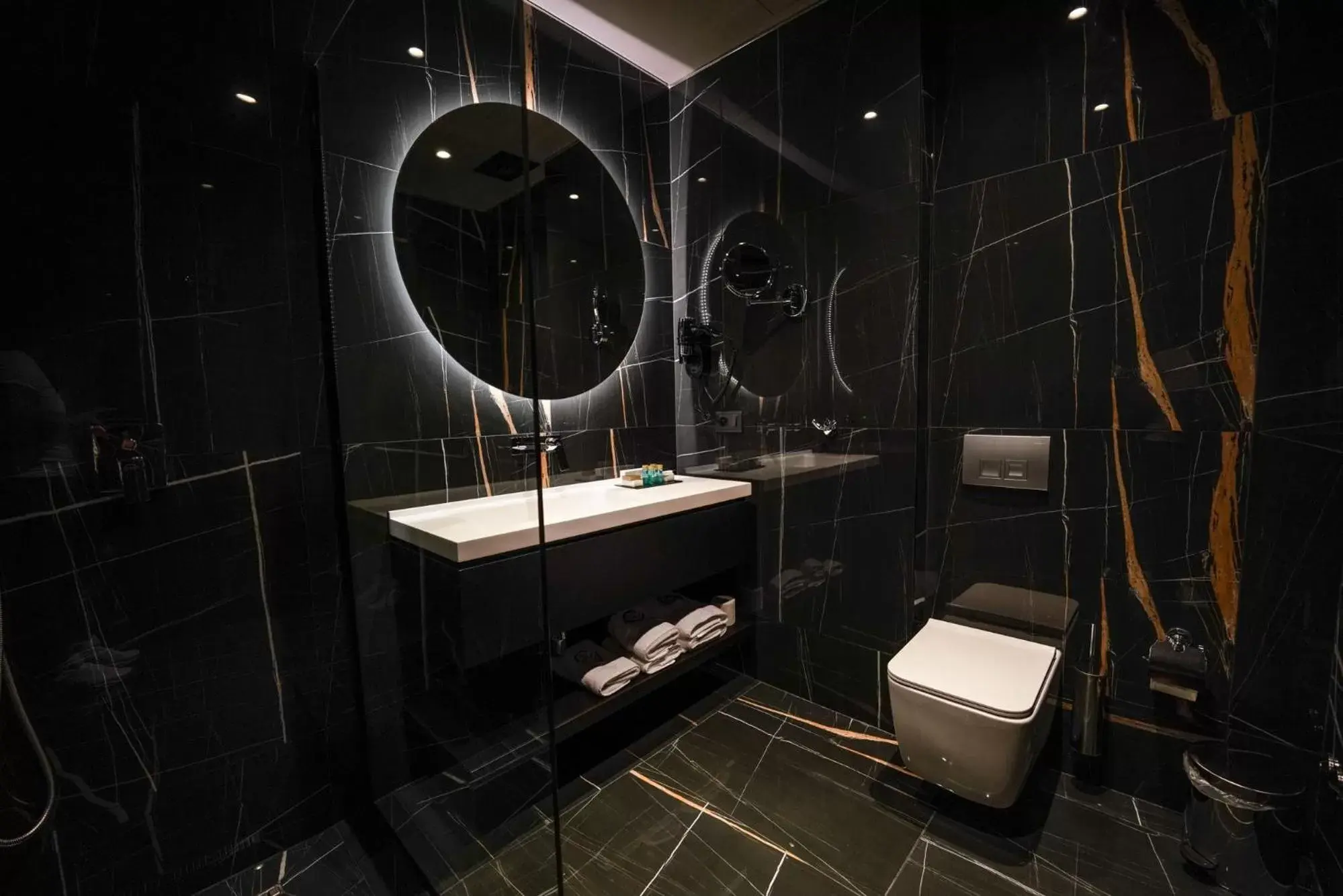 Deluxe Double Room with Sea View in The Central View Boutique Hotel Deluxe Double Room with Sea View in The Central View Boutique Hotel