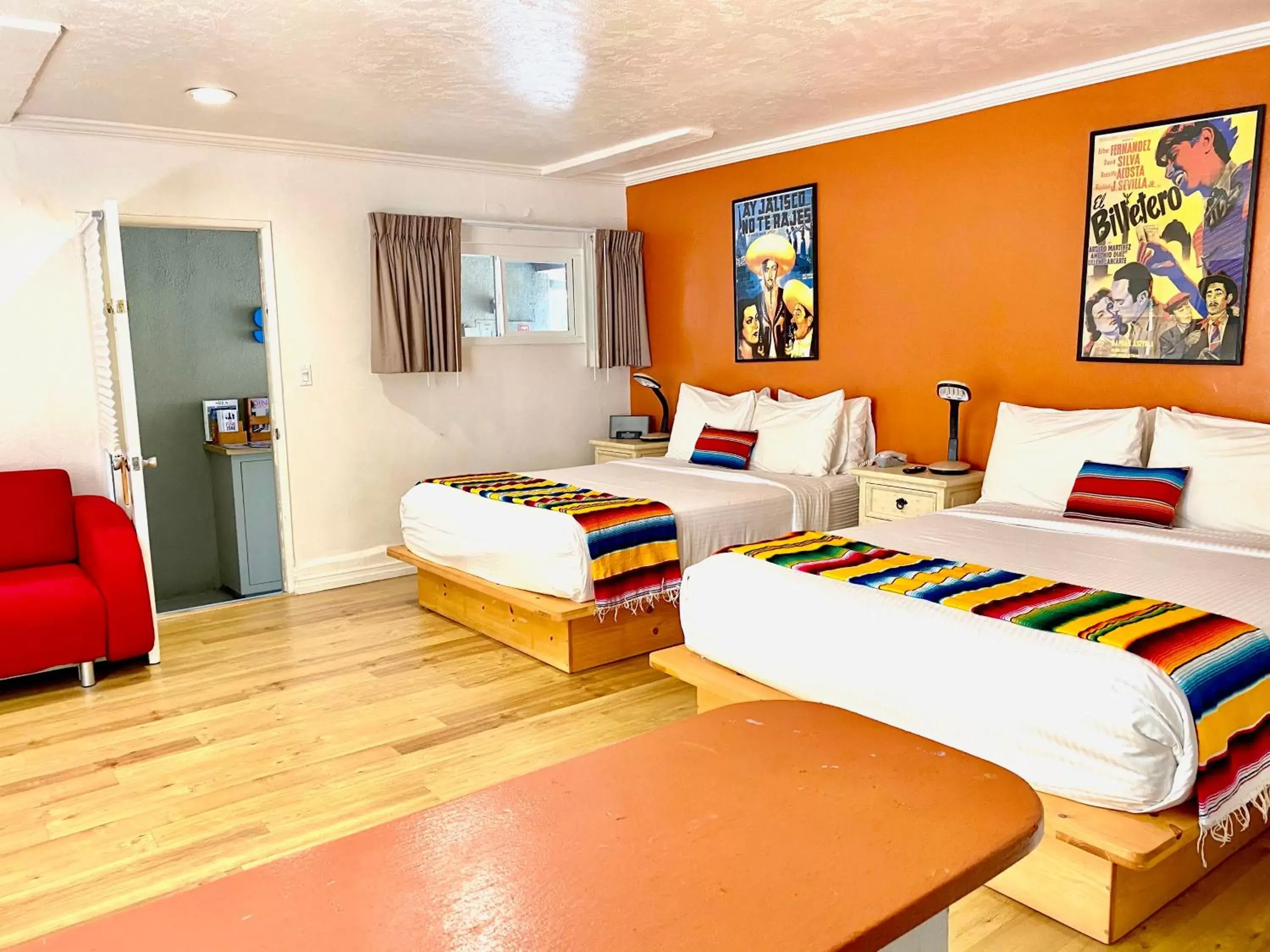 Deluxe Family Suite in Agave Inn Deluxe Family Suite in Agave Inn