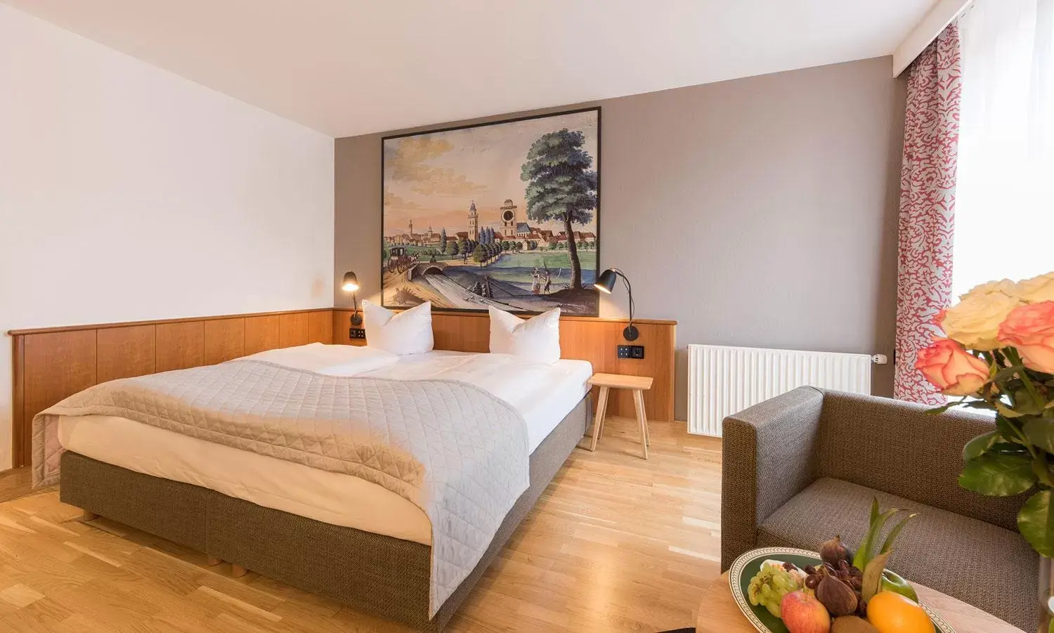 Deluxe Double Room in Hotel Bayerischer Hof Deluxe Double Room in Hotel Bayerischer Hof